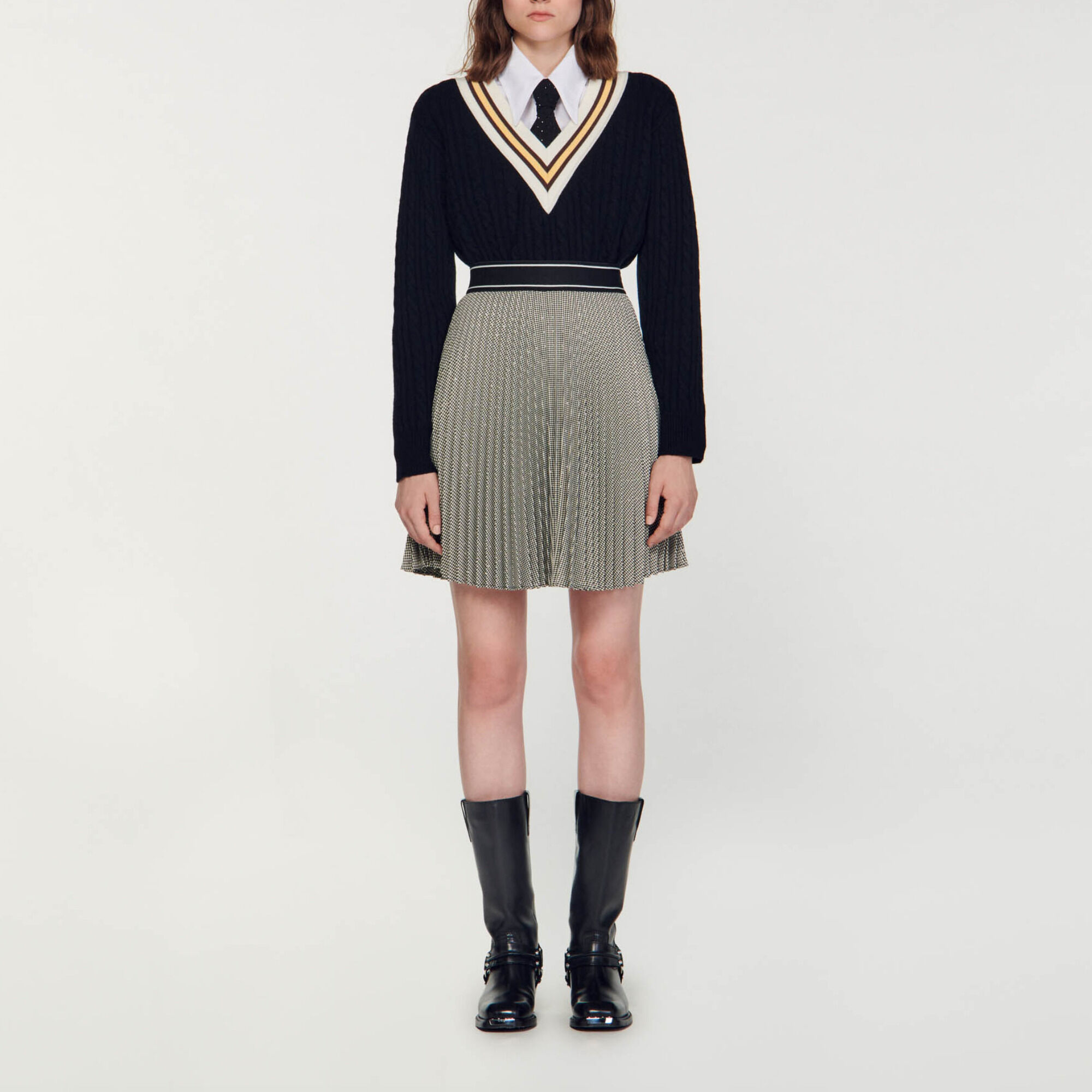 Short pleated skirt with rhinestones