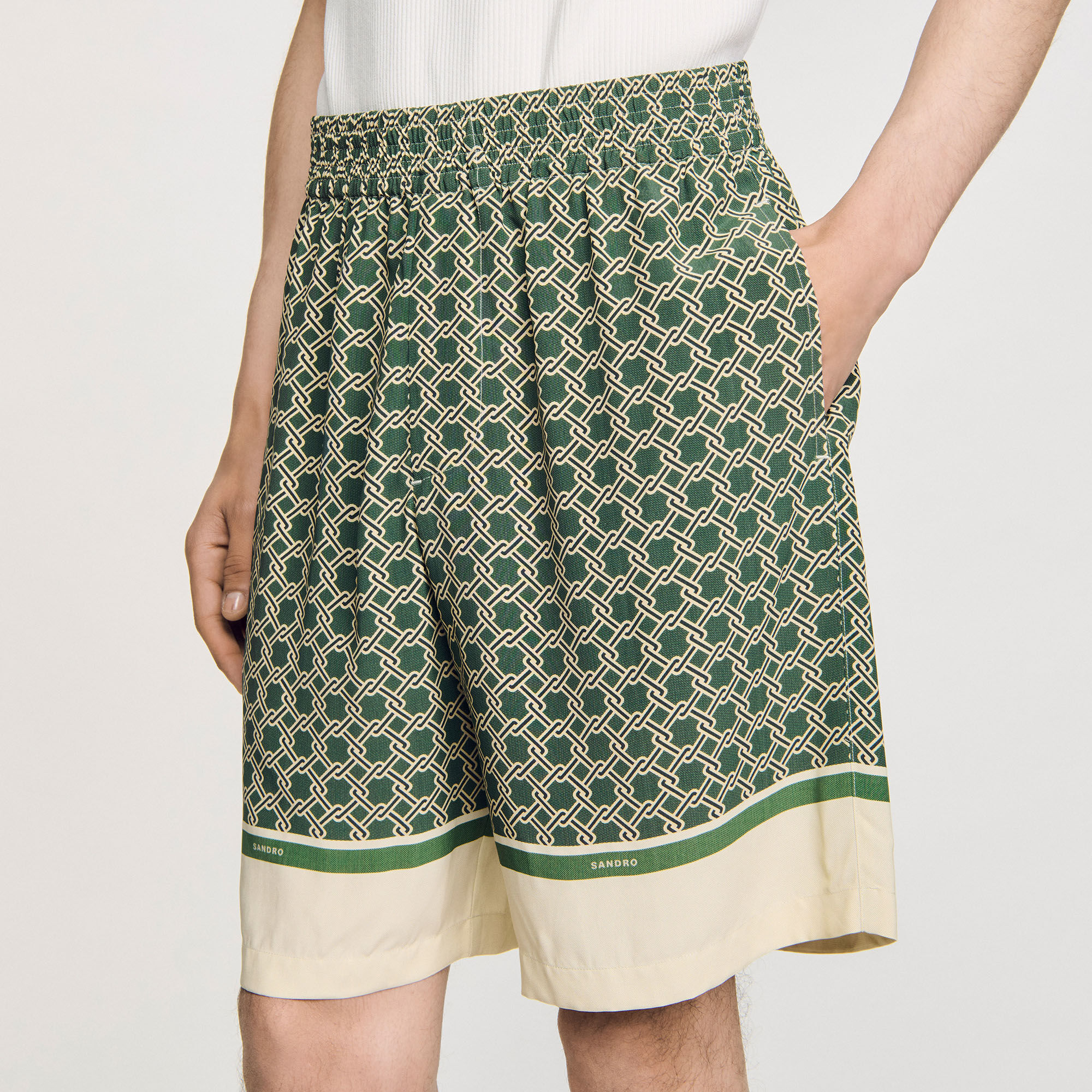 Patterned floaty Bermuda shorts