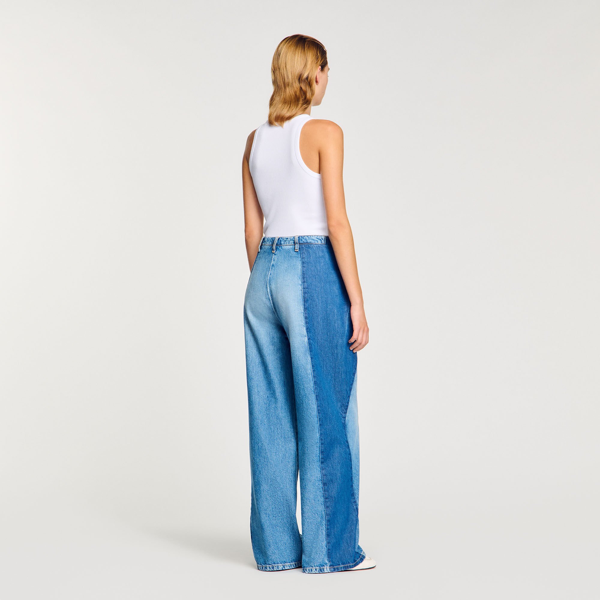 Jeans with contrasting panels