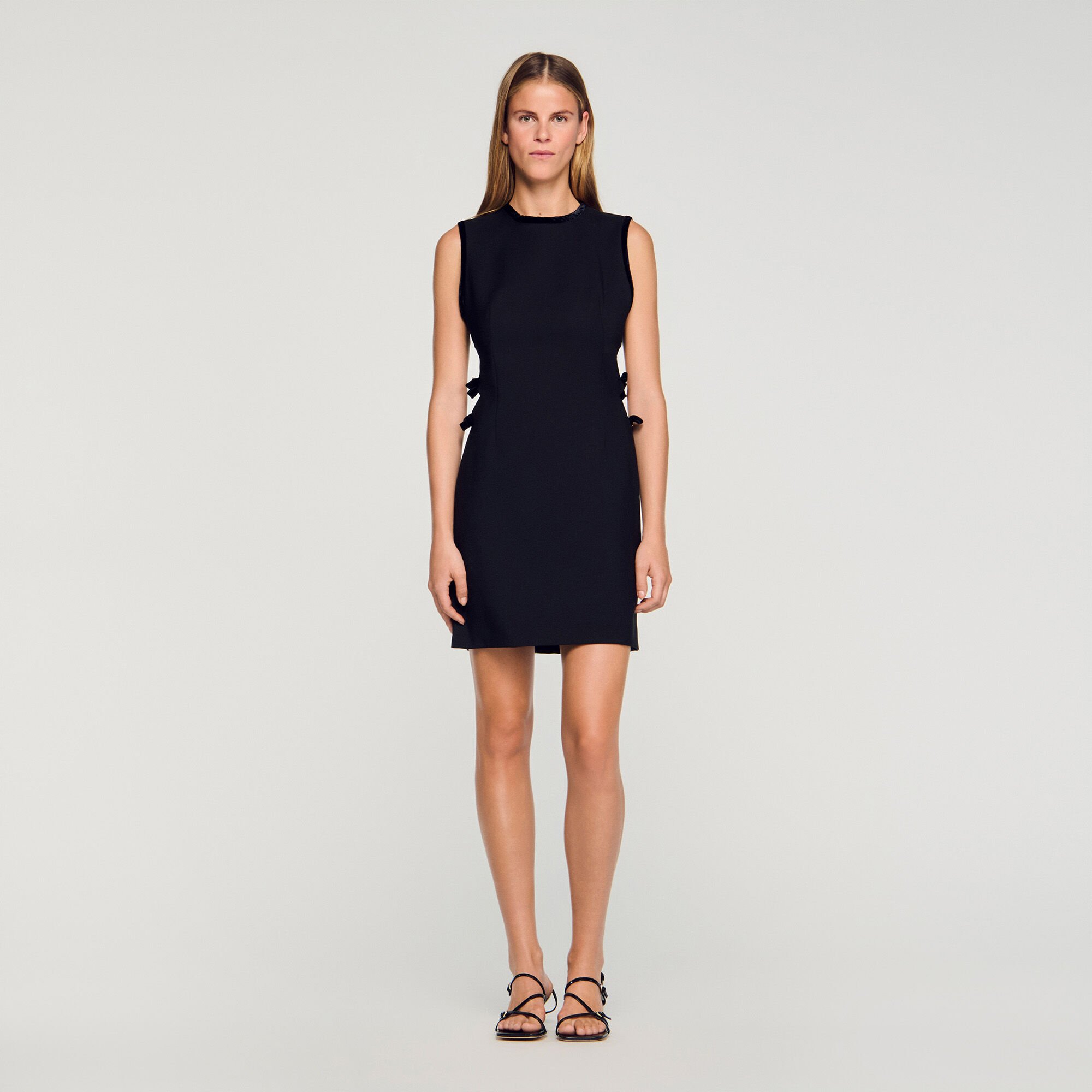 Short dress with cutouts