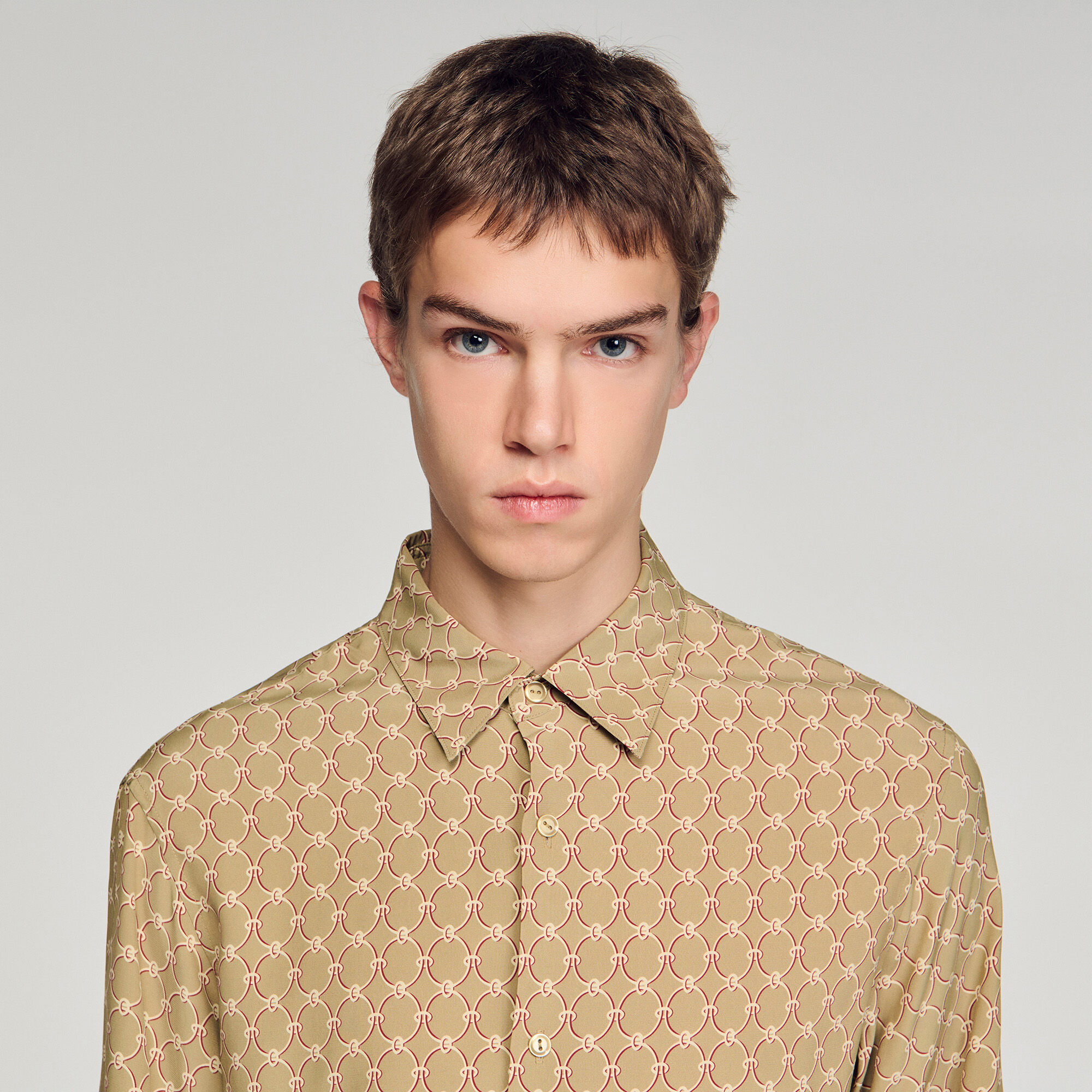 Link print loose-fit shirt