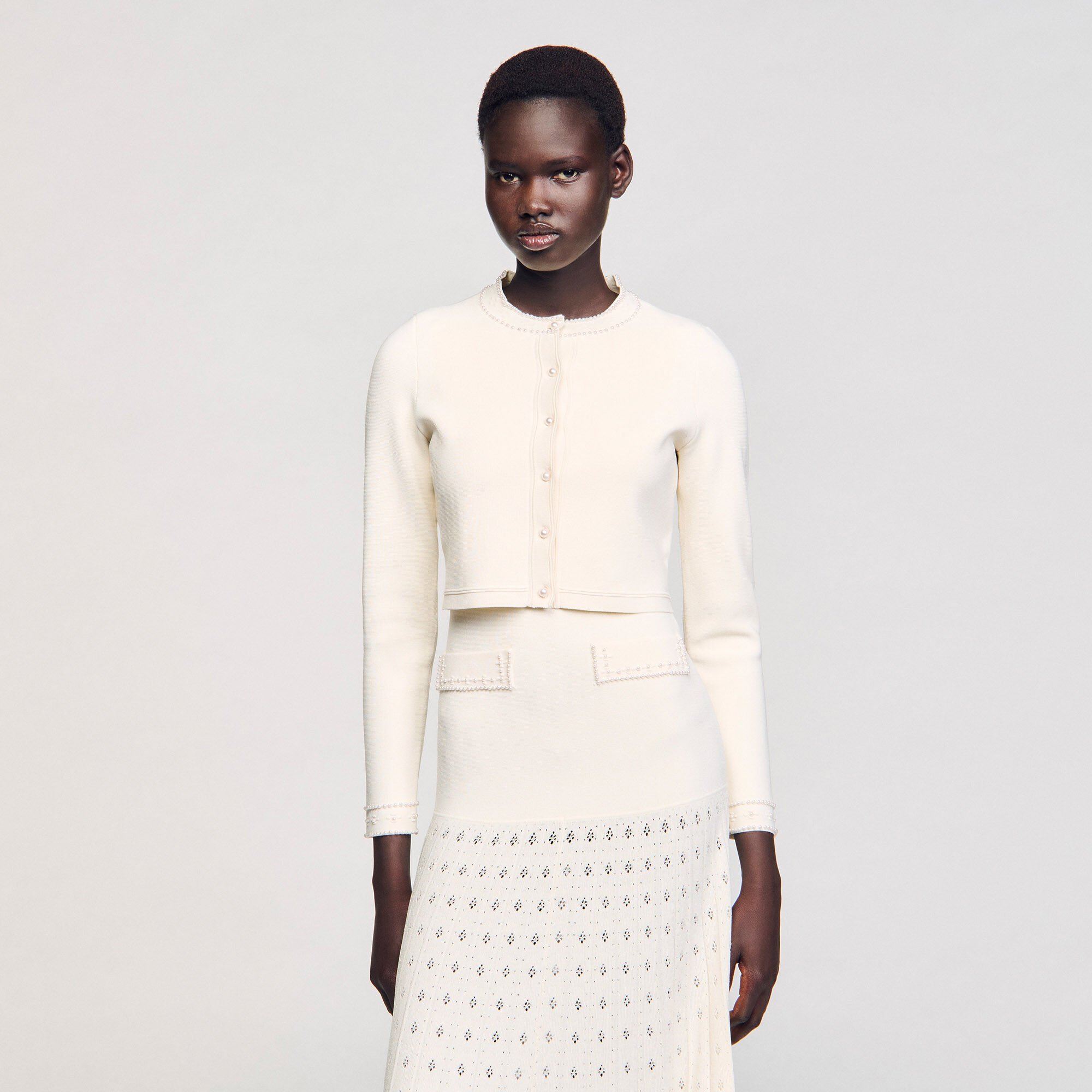 Cropped cardigan with peal buttons