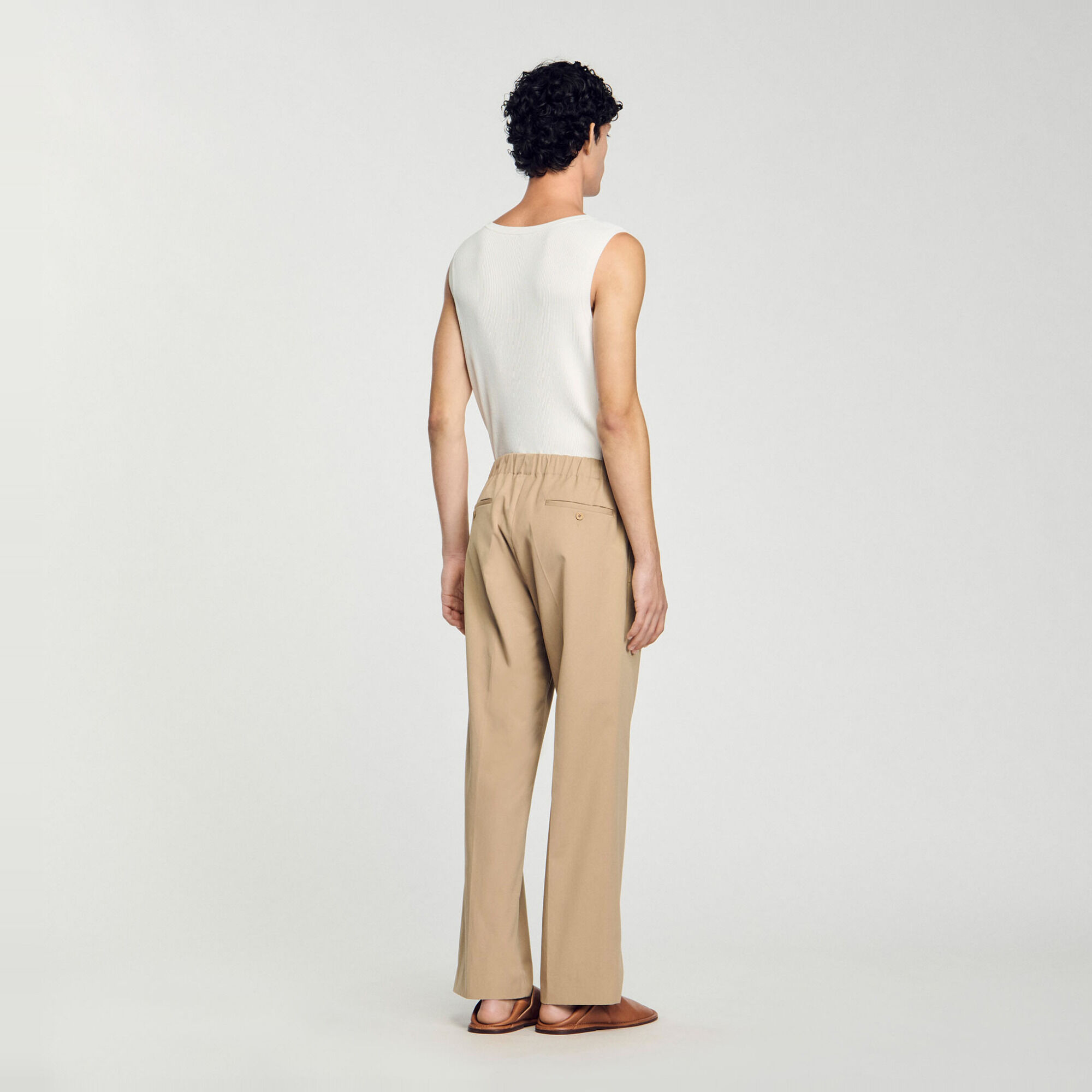 Wide-leg trousers