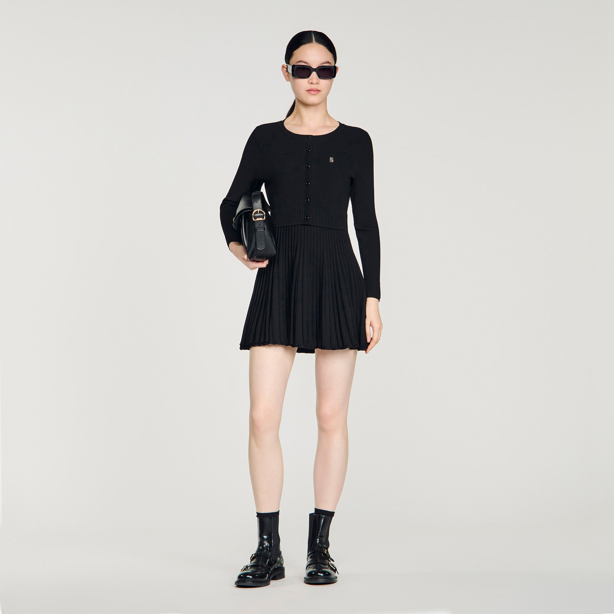 Pleated knit short dress