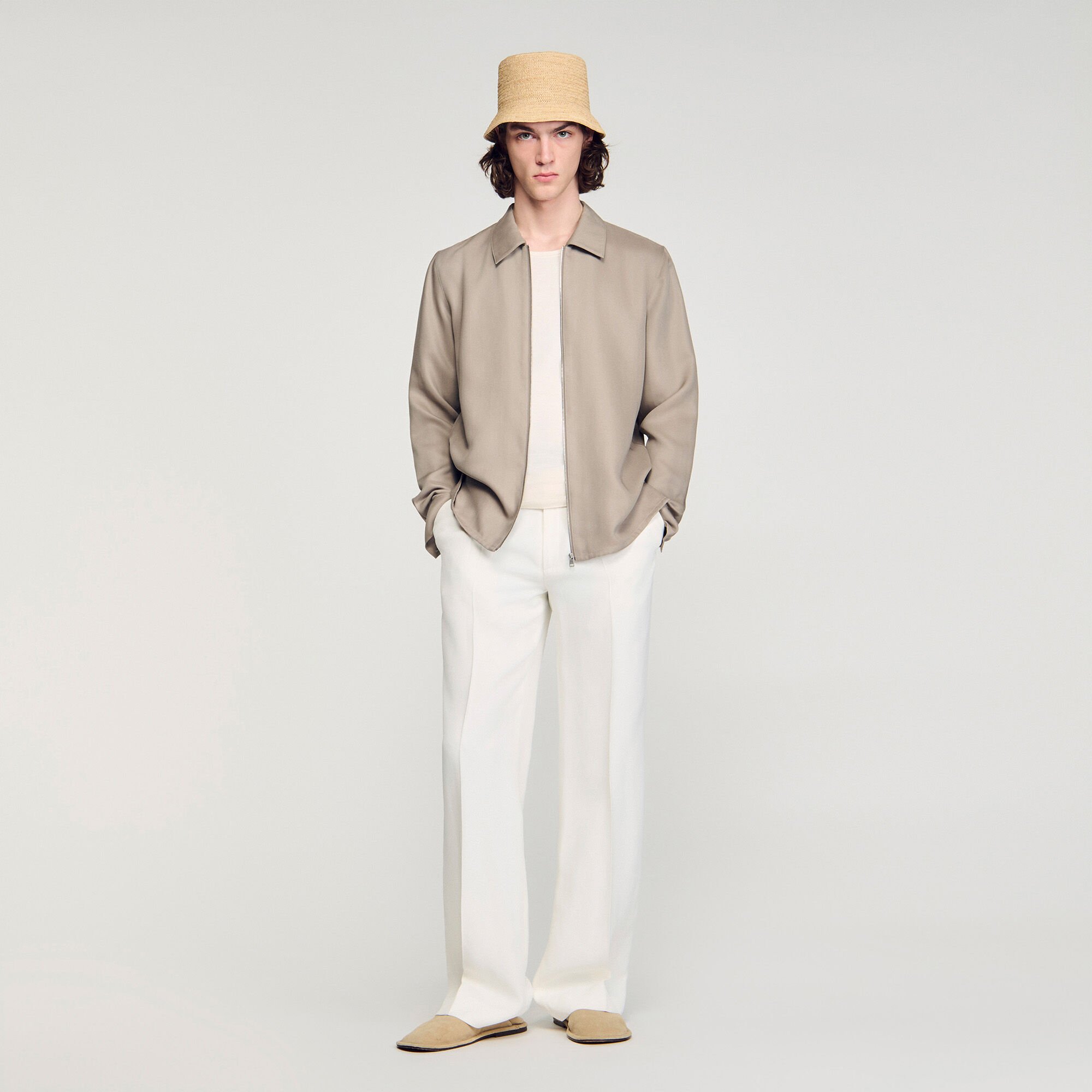 Hooded shirt with regular collar