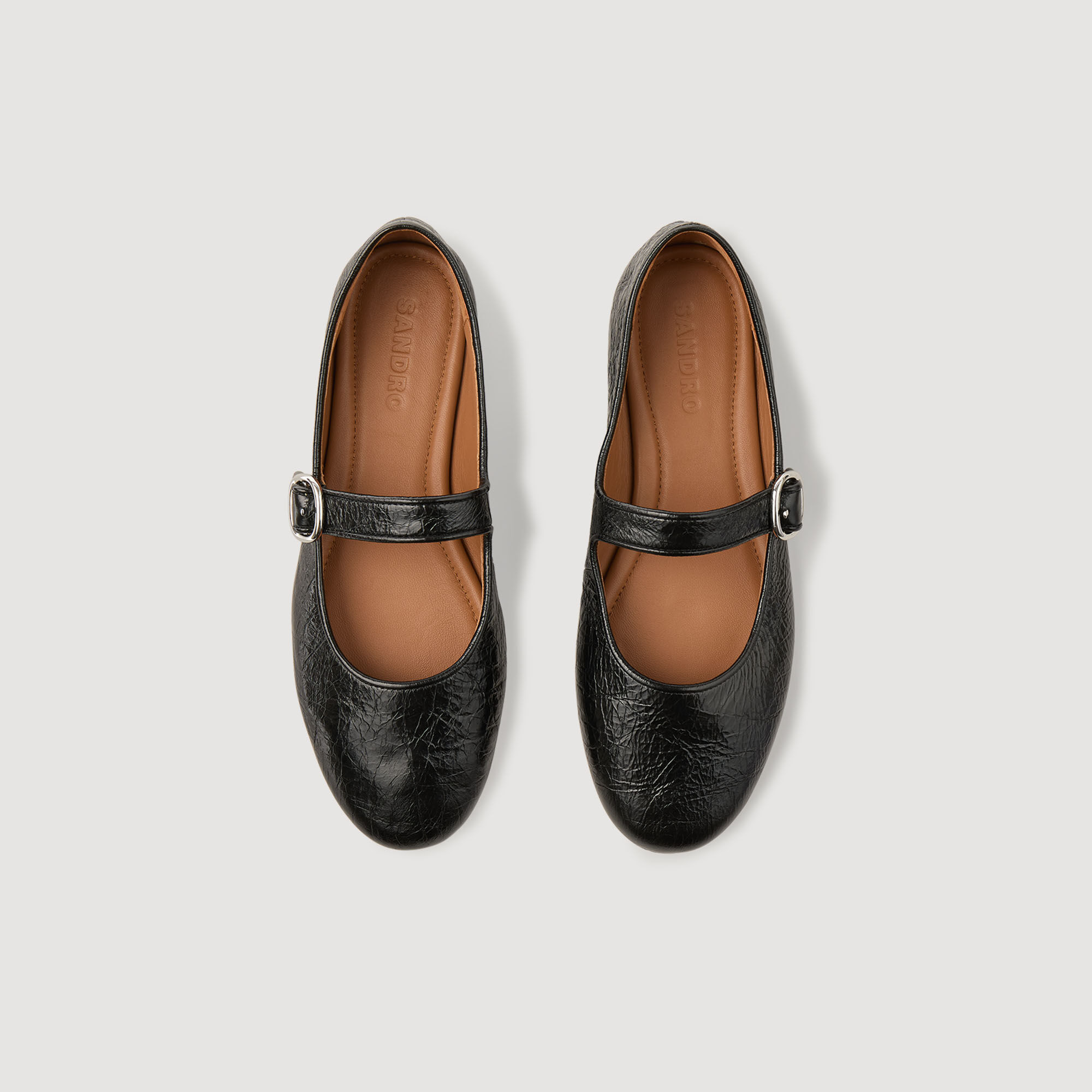 Shiny leather ballet flats