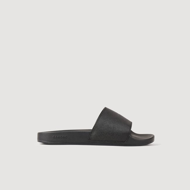 Sandals in reconstituted leather
