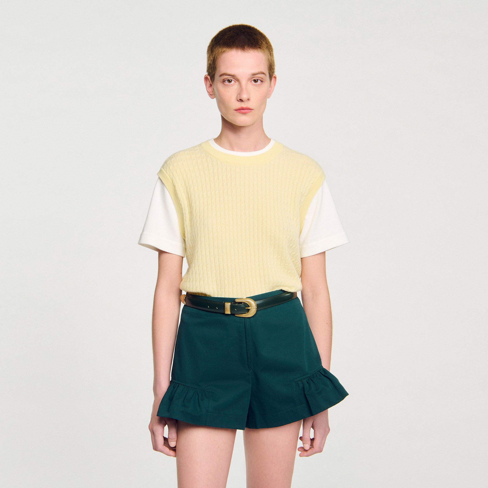 Dual-material knit jumper