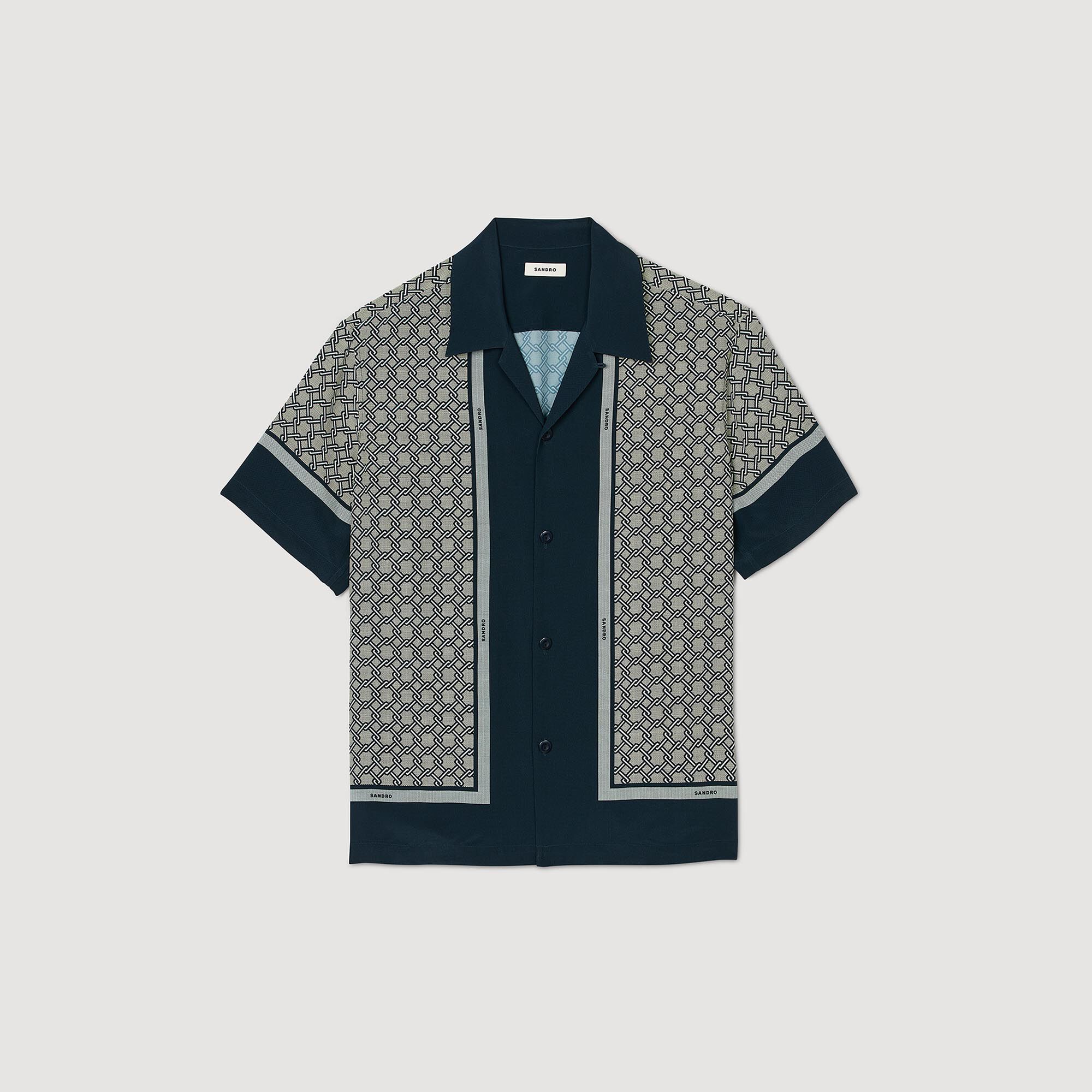 Short-sleeved patterned shirt
