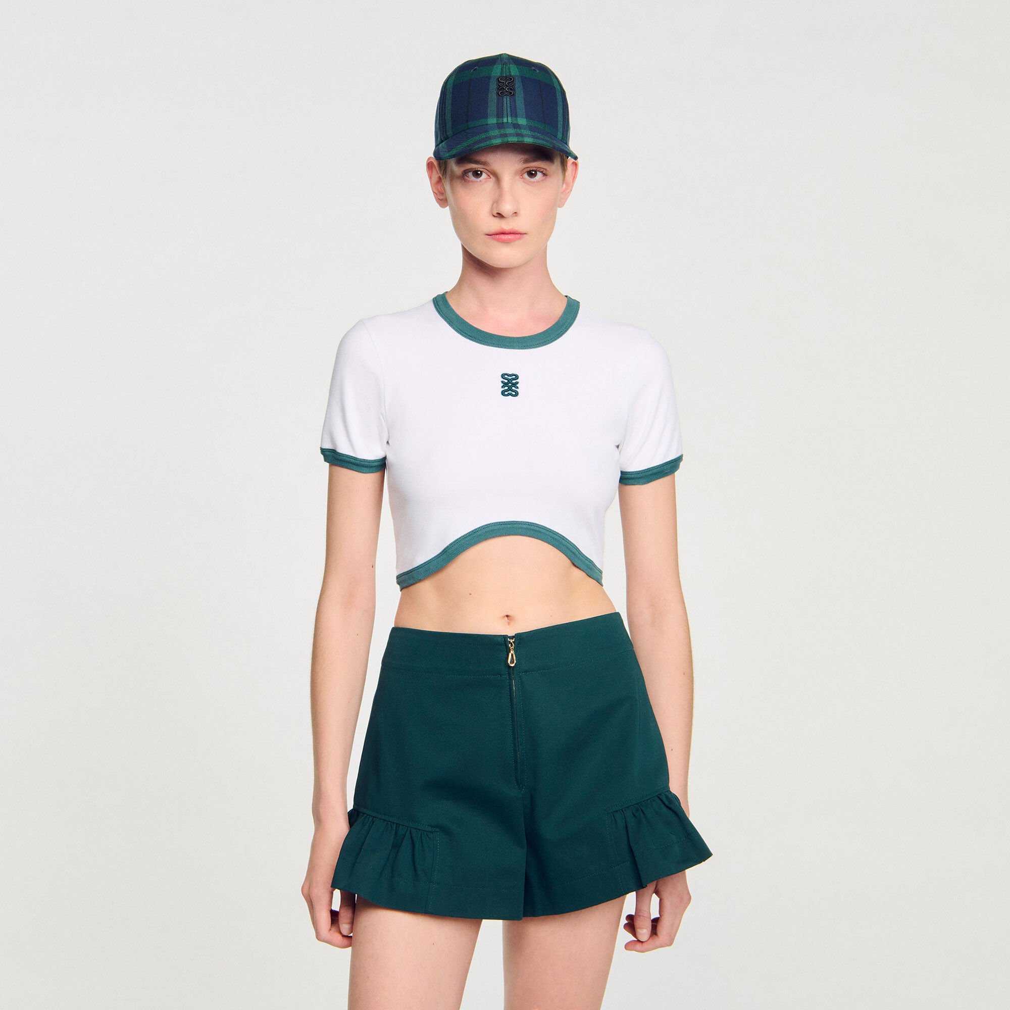 Two-tone cropped T-shirt
