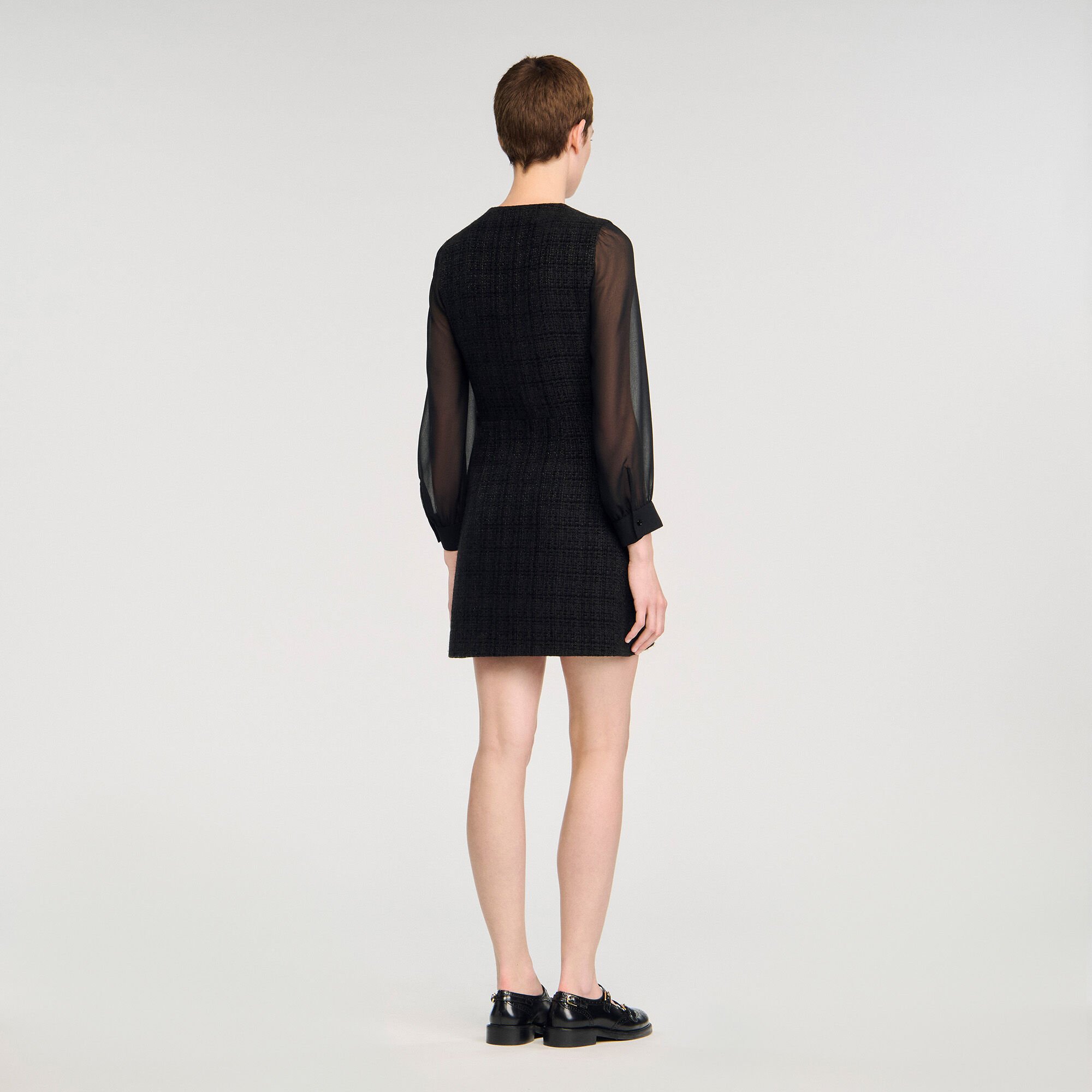 Long-sleeved short dress