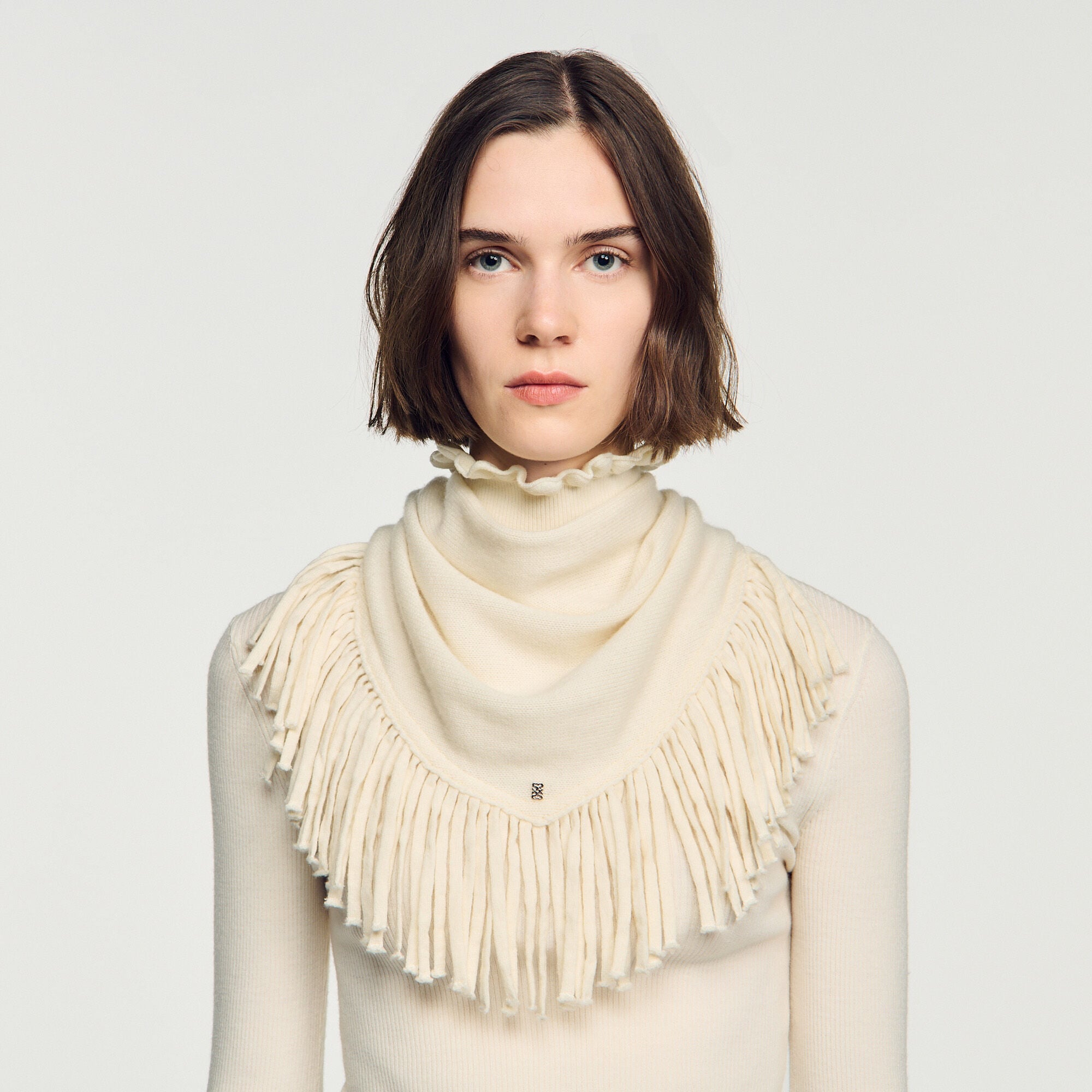 Fringed wool triangle scarf - Women | Sandro