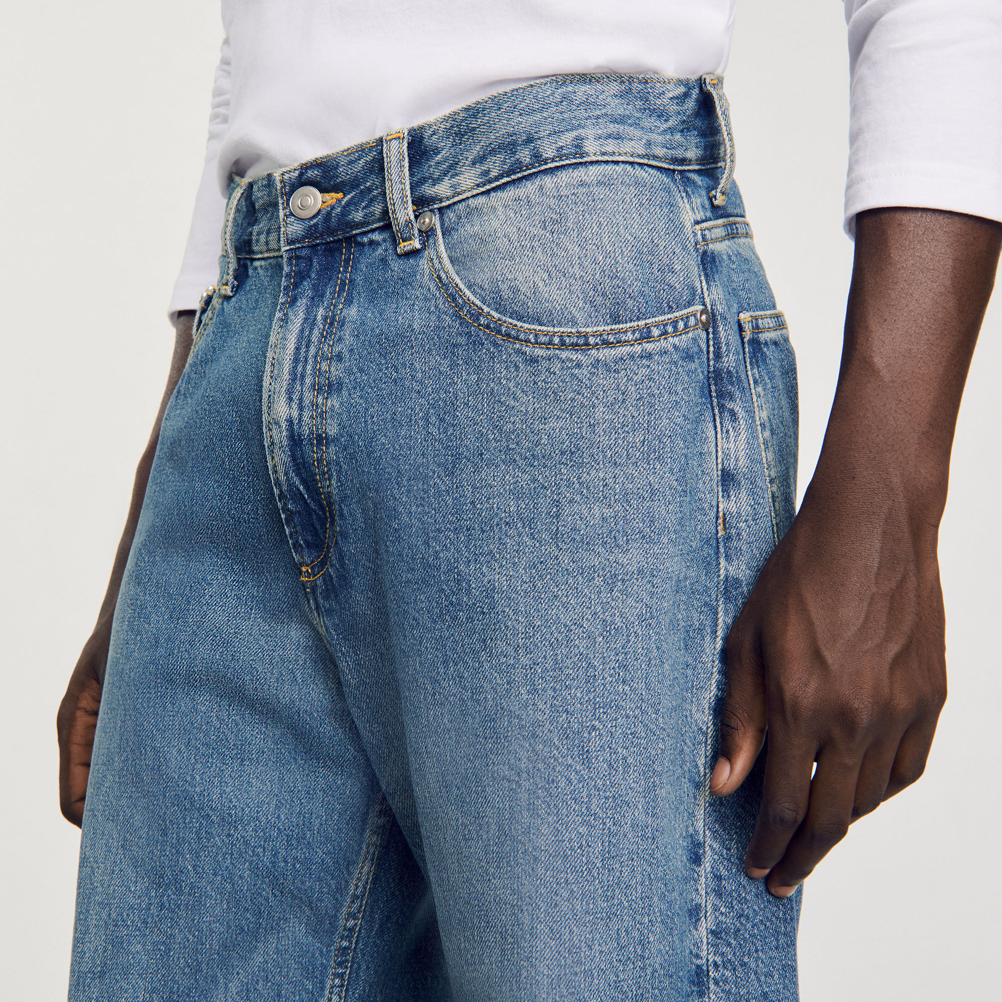 Baggy jeans
