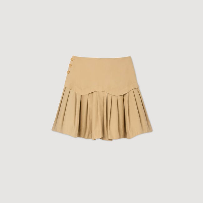 Short ruffled skirt