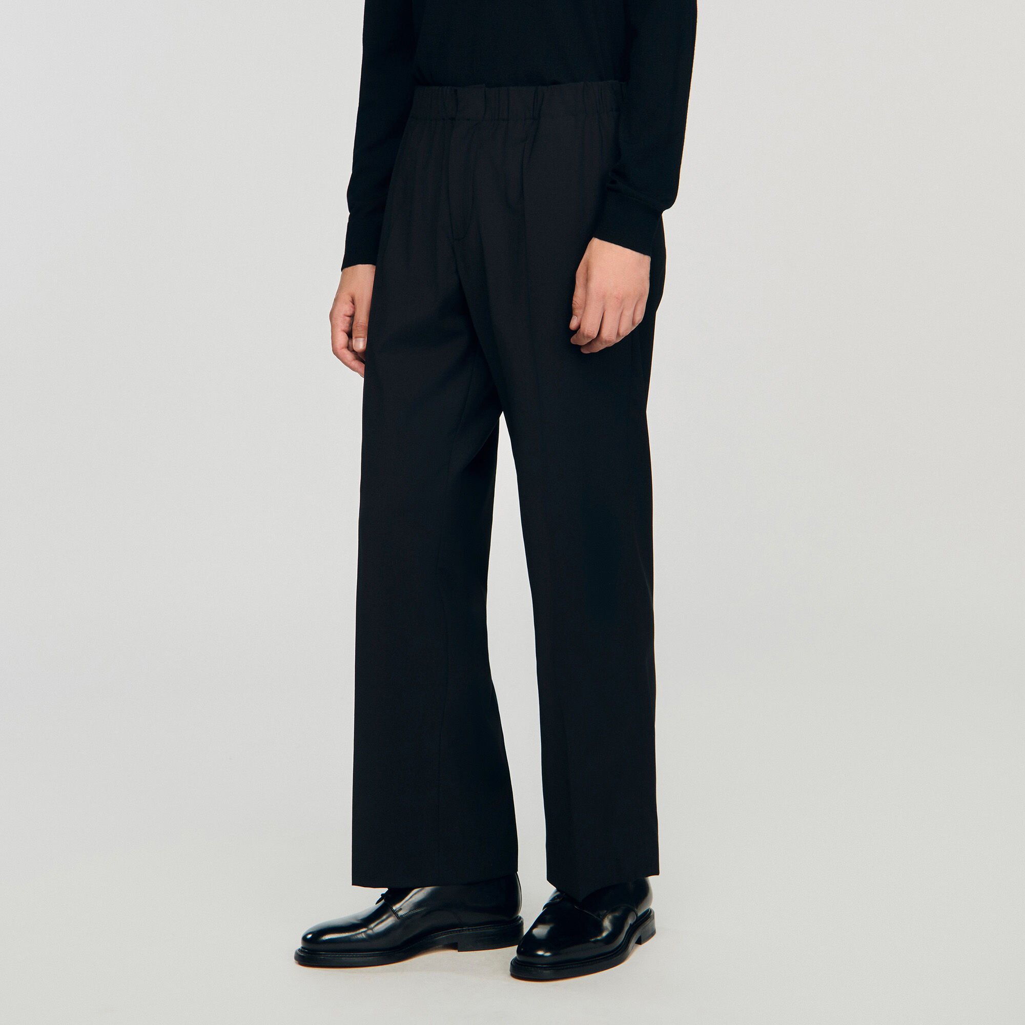Wide-leg trousers
