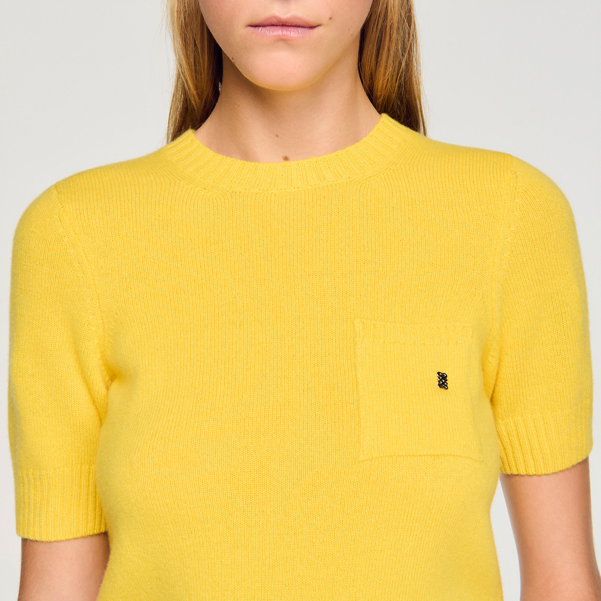 Short-sleeve jumper