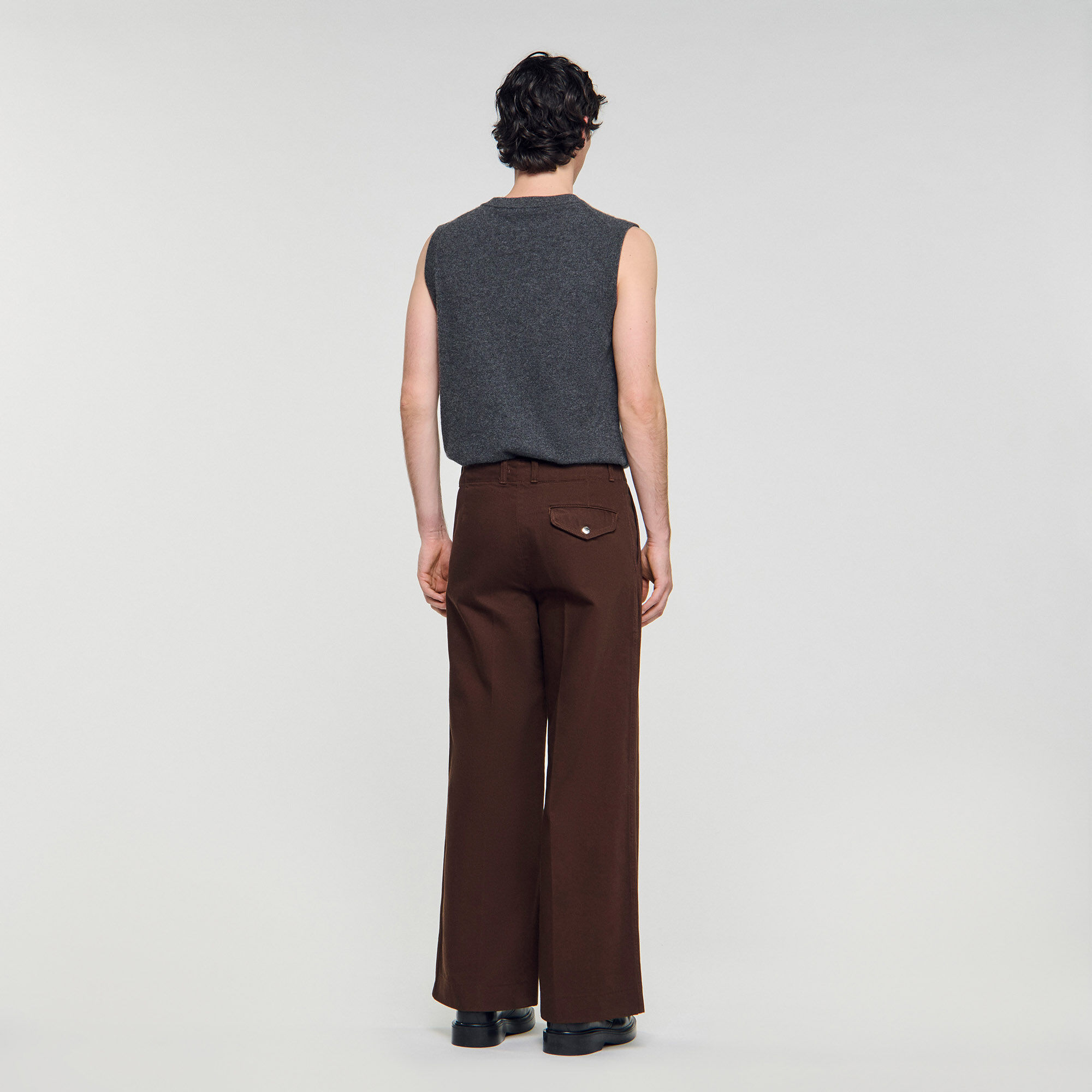 Wide-leg jeans