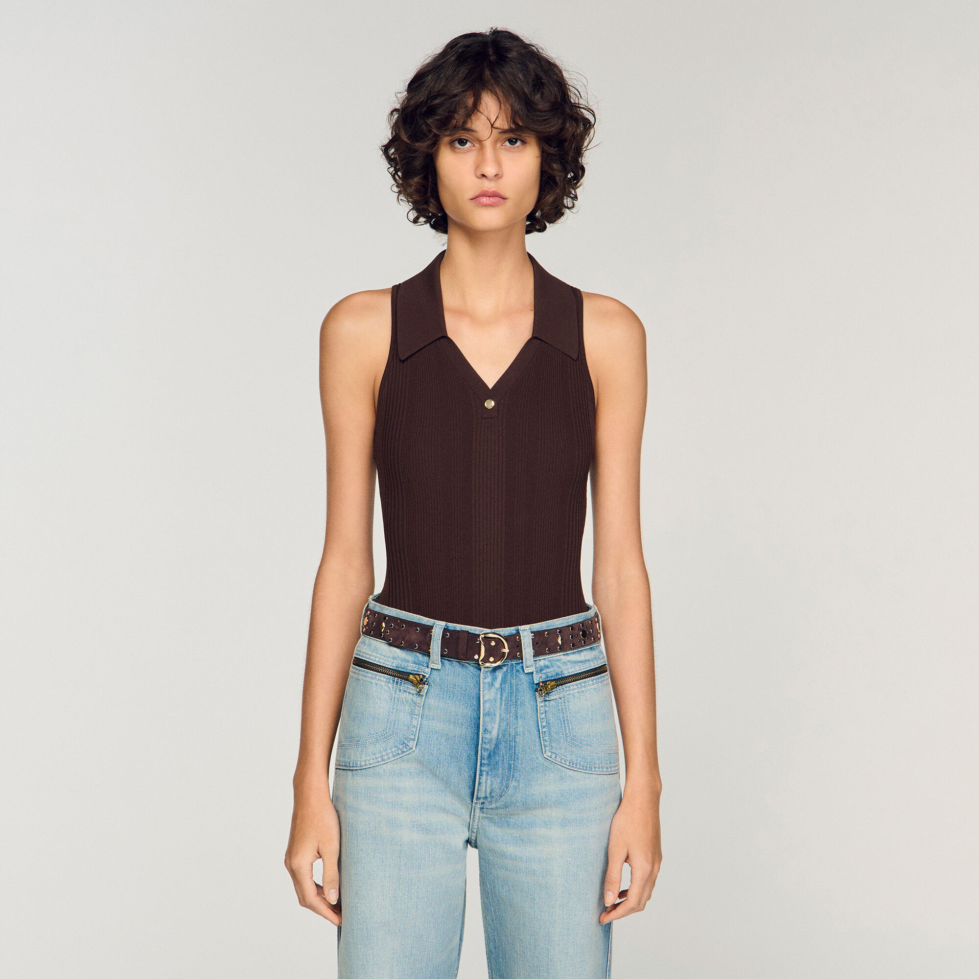 Suede belt with rivets