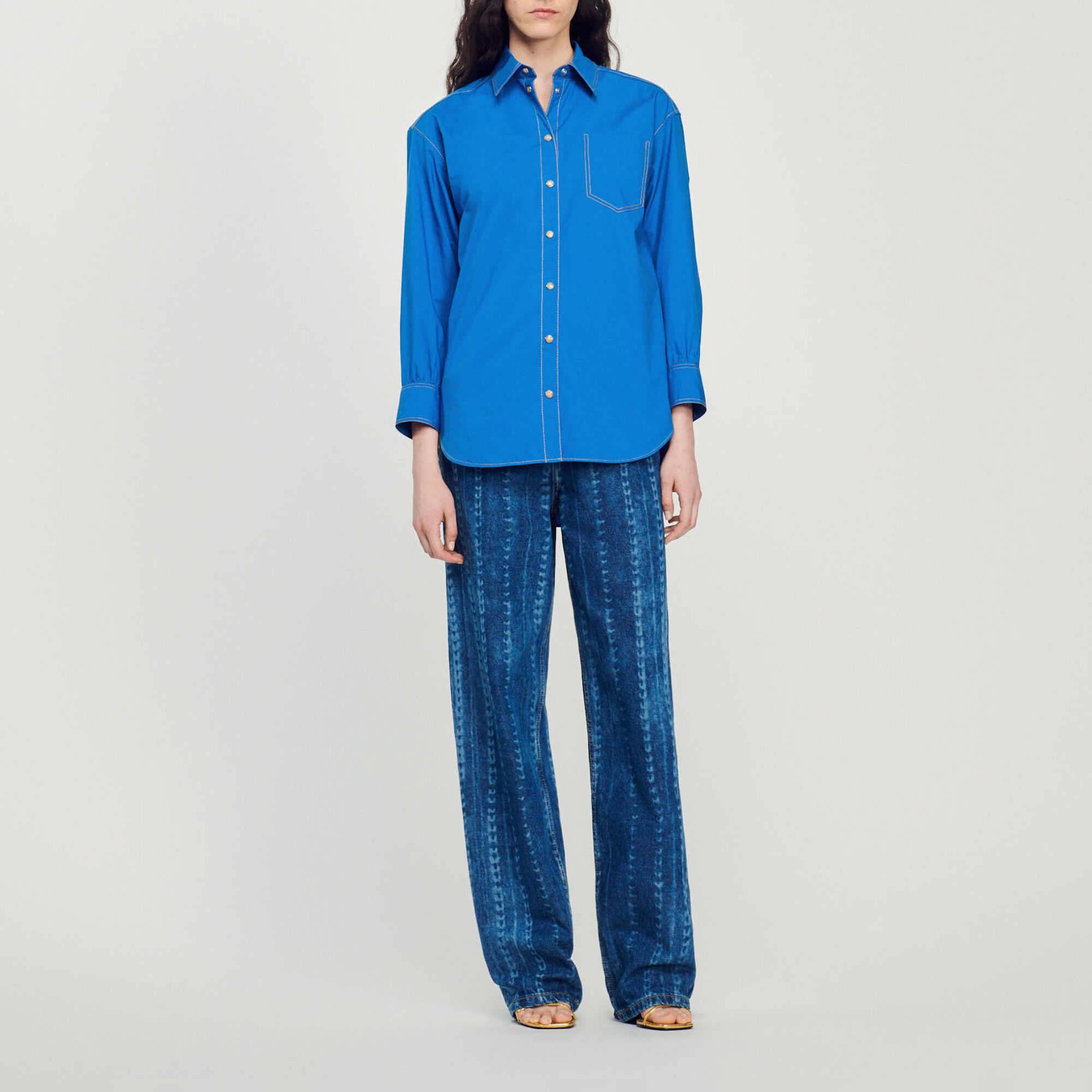 Shirt with topstitched details