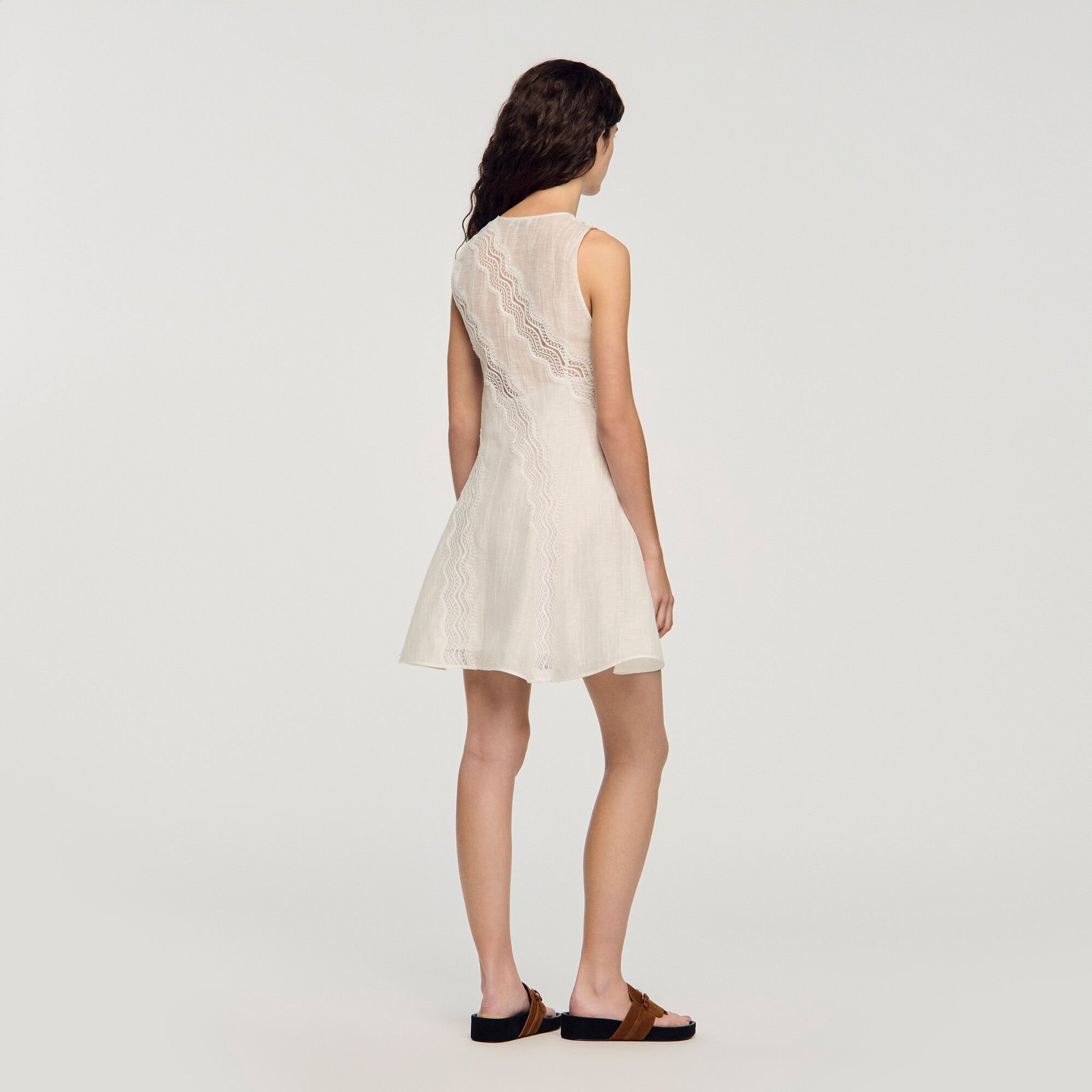 Short trimmed linen dress
