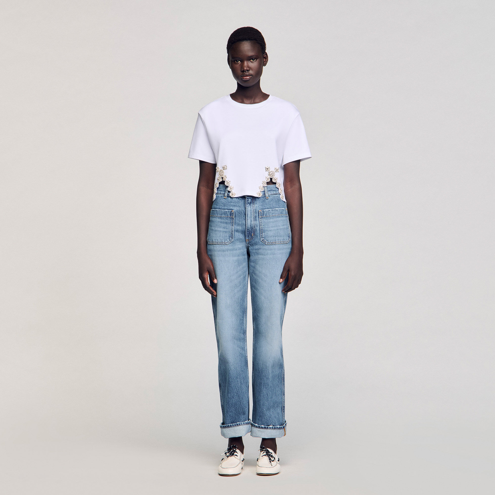 *人気* SANDRO ラインストーンクロップドTシャツ Rhinestone crop top white / beige For Women | Sandro Paris