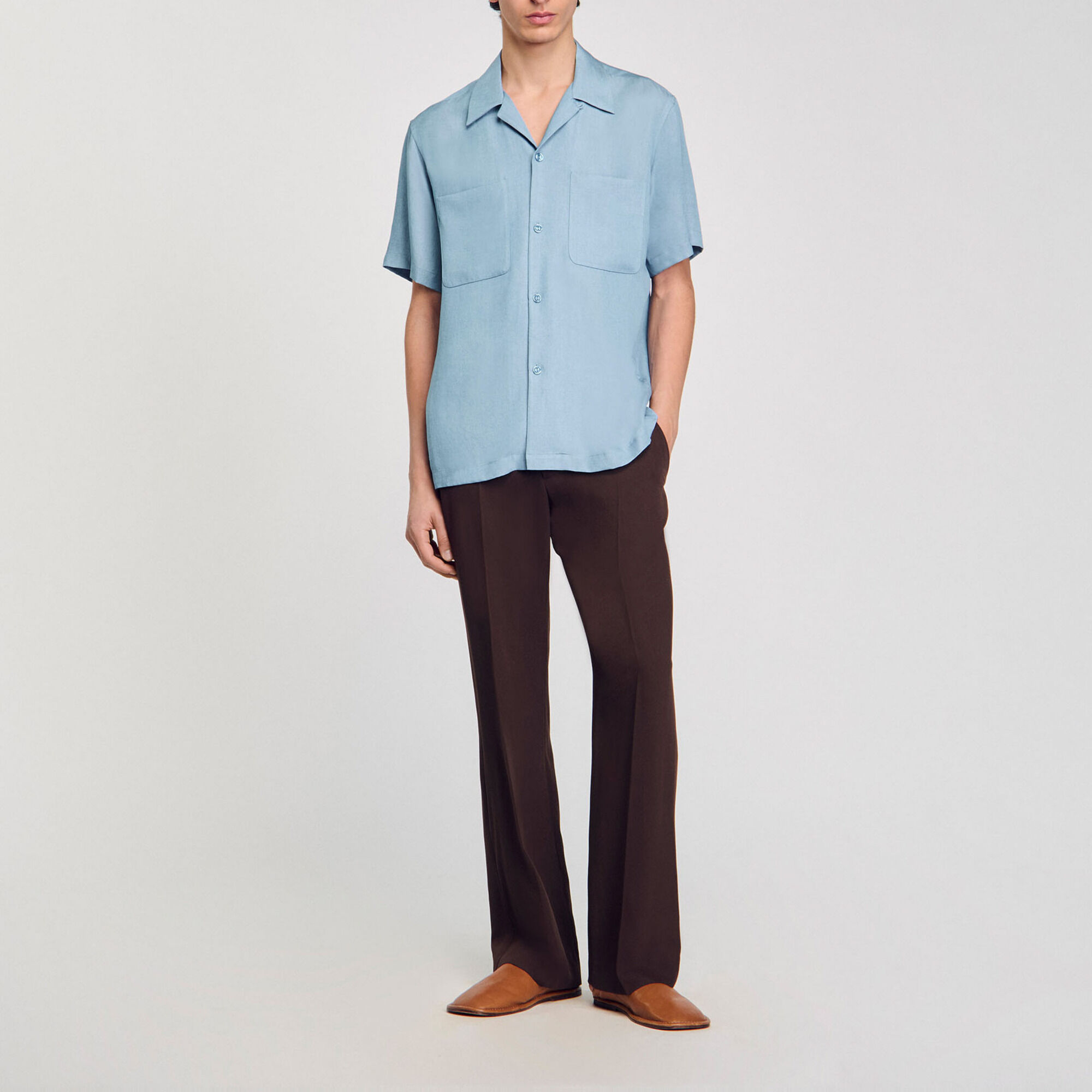 Short-sleeved shirt