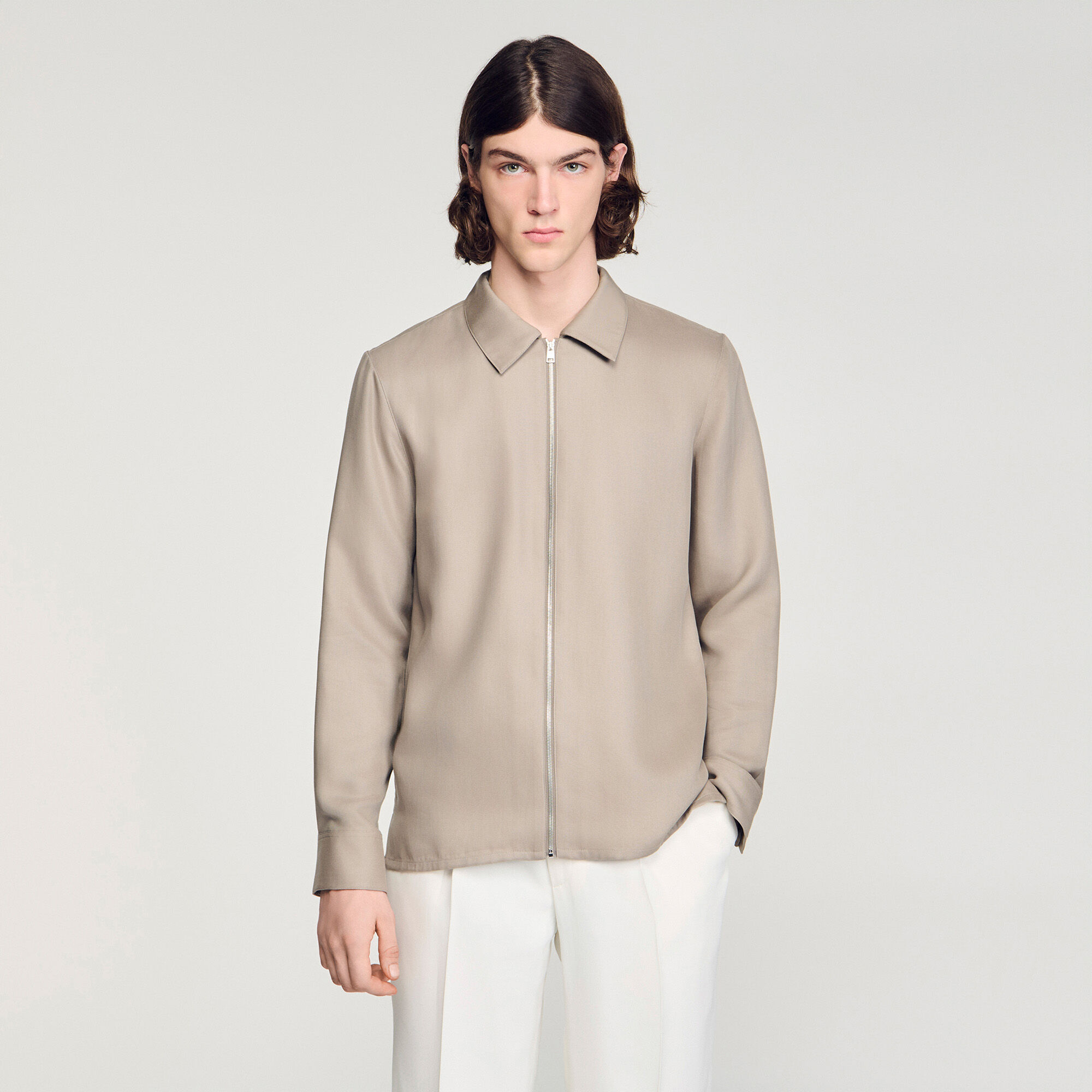 Hooded shirt with regular collar