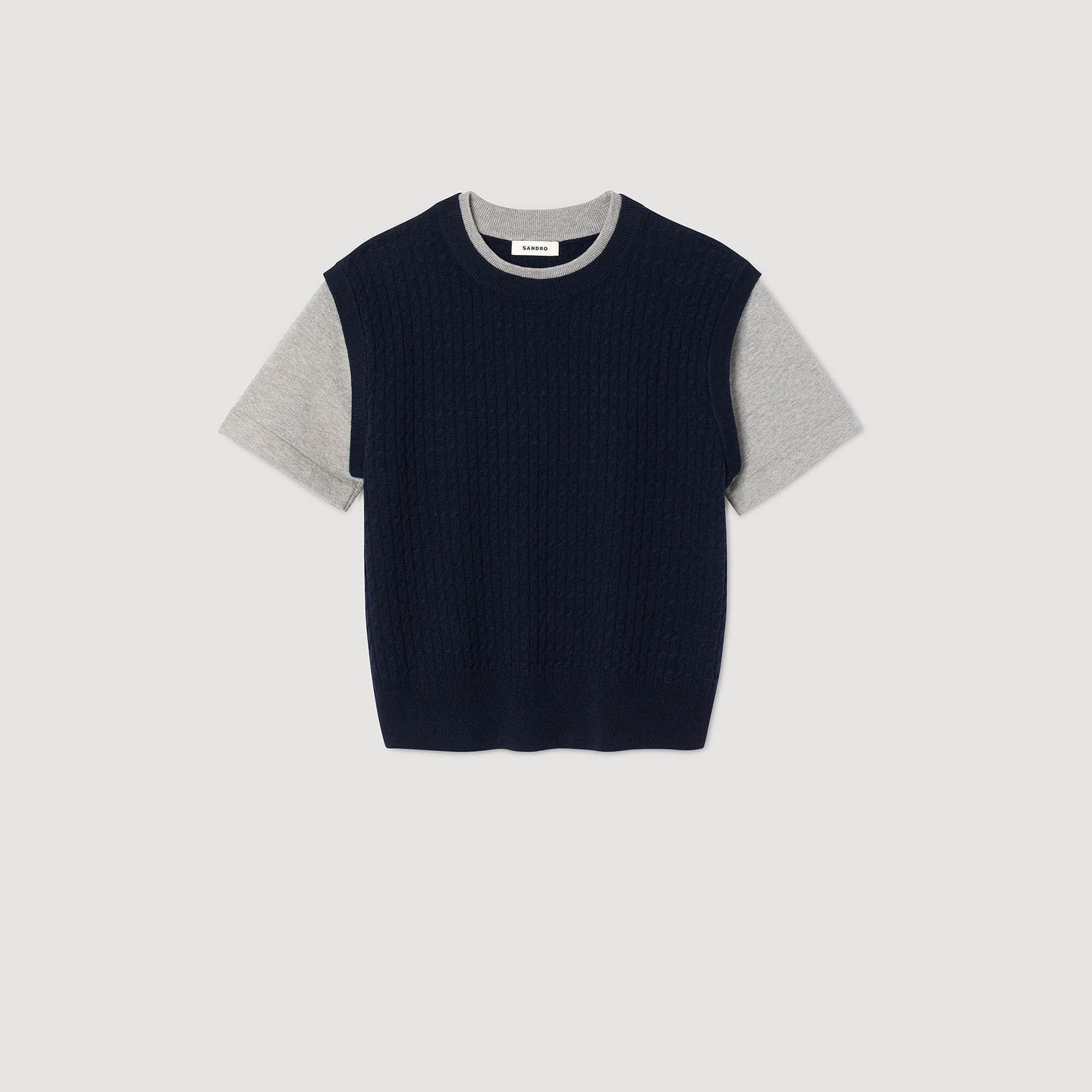 Dual-material knit jumper