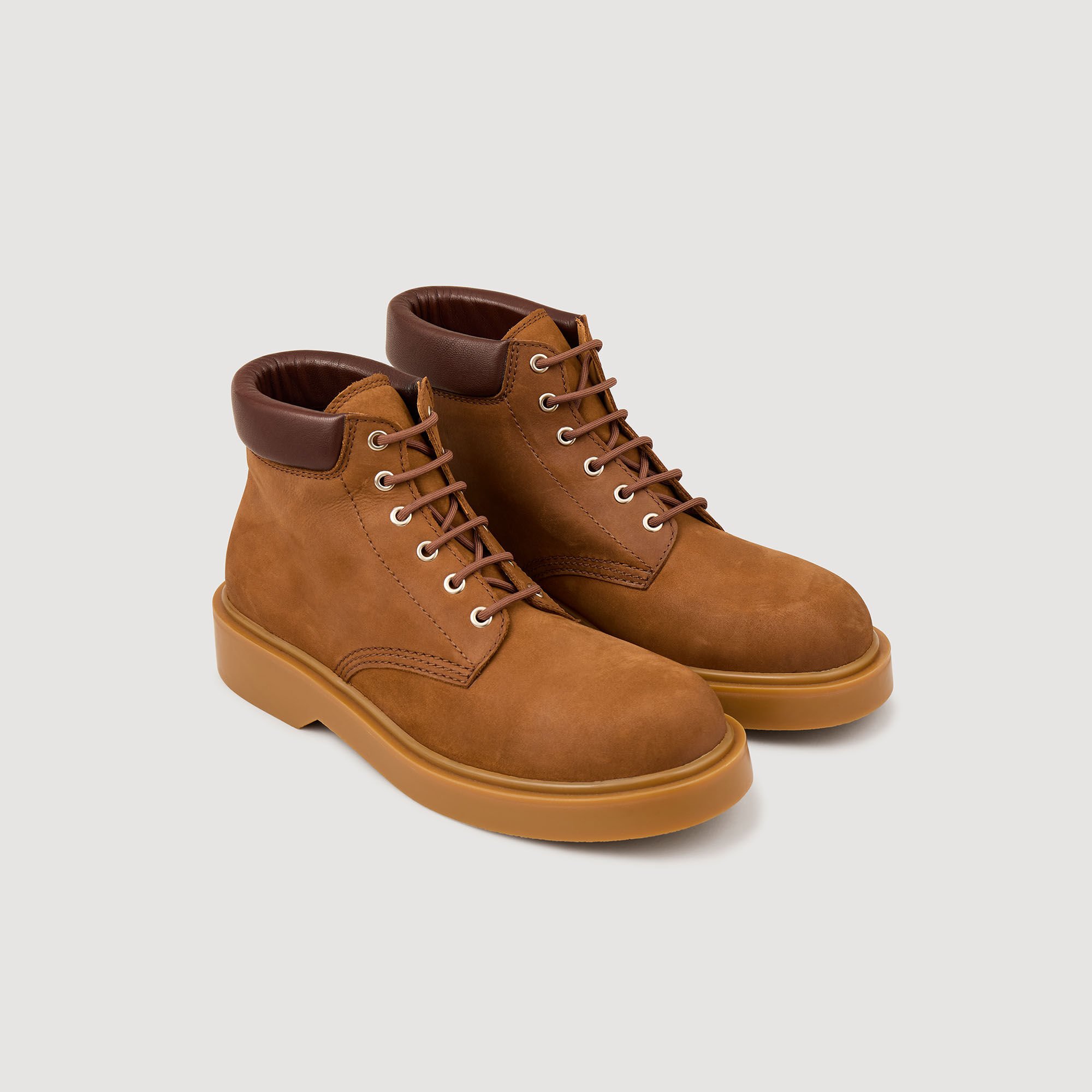 Nubuck and leather boots