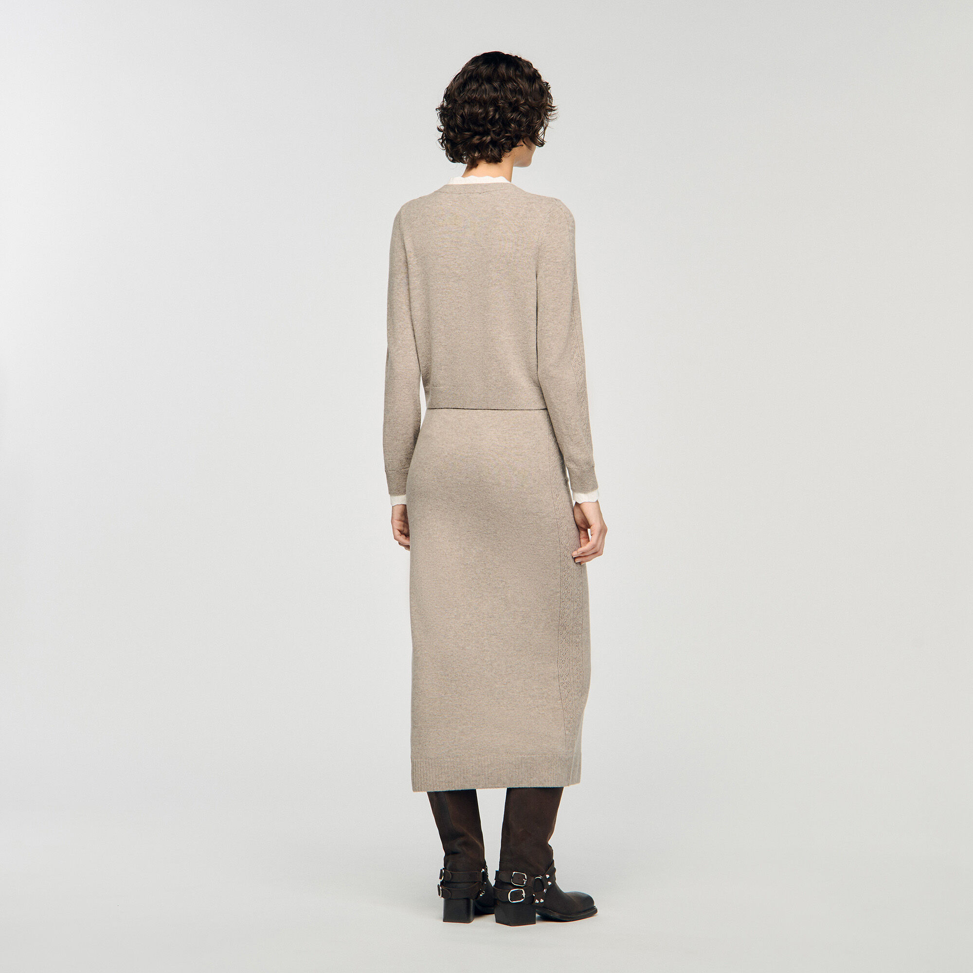 Cardigan with contrast collar