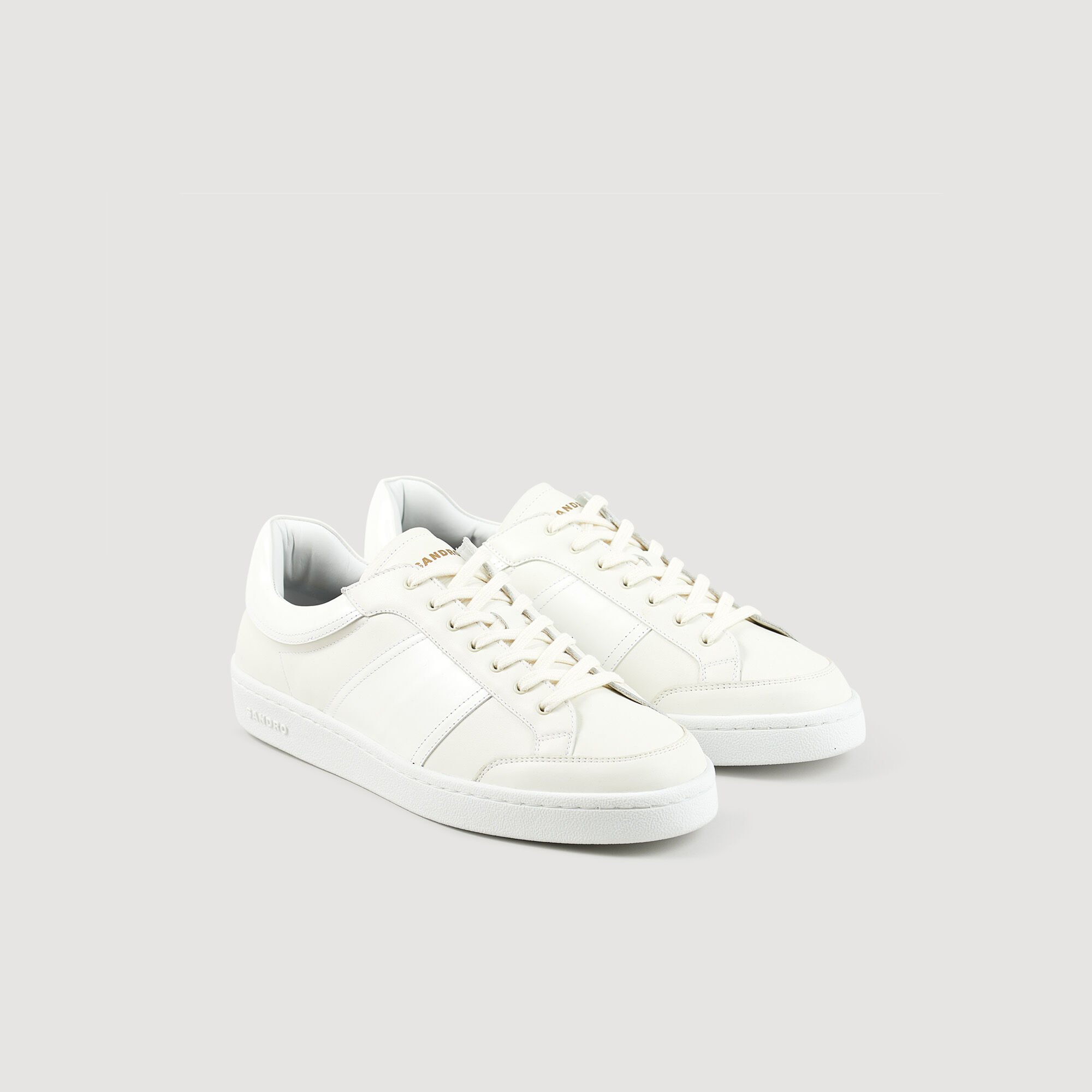 Low top trainers