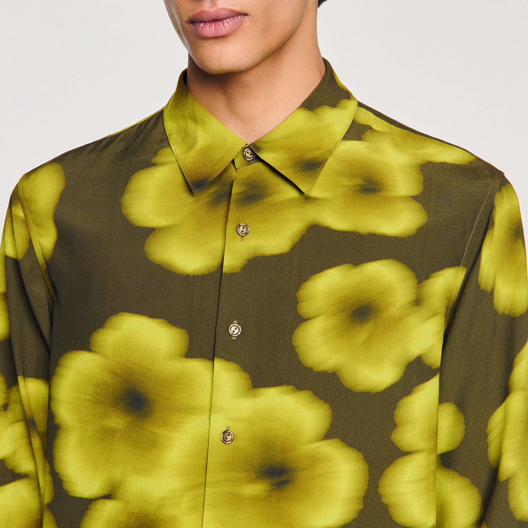 Loose-fit floral shirt