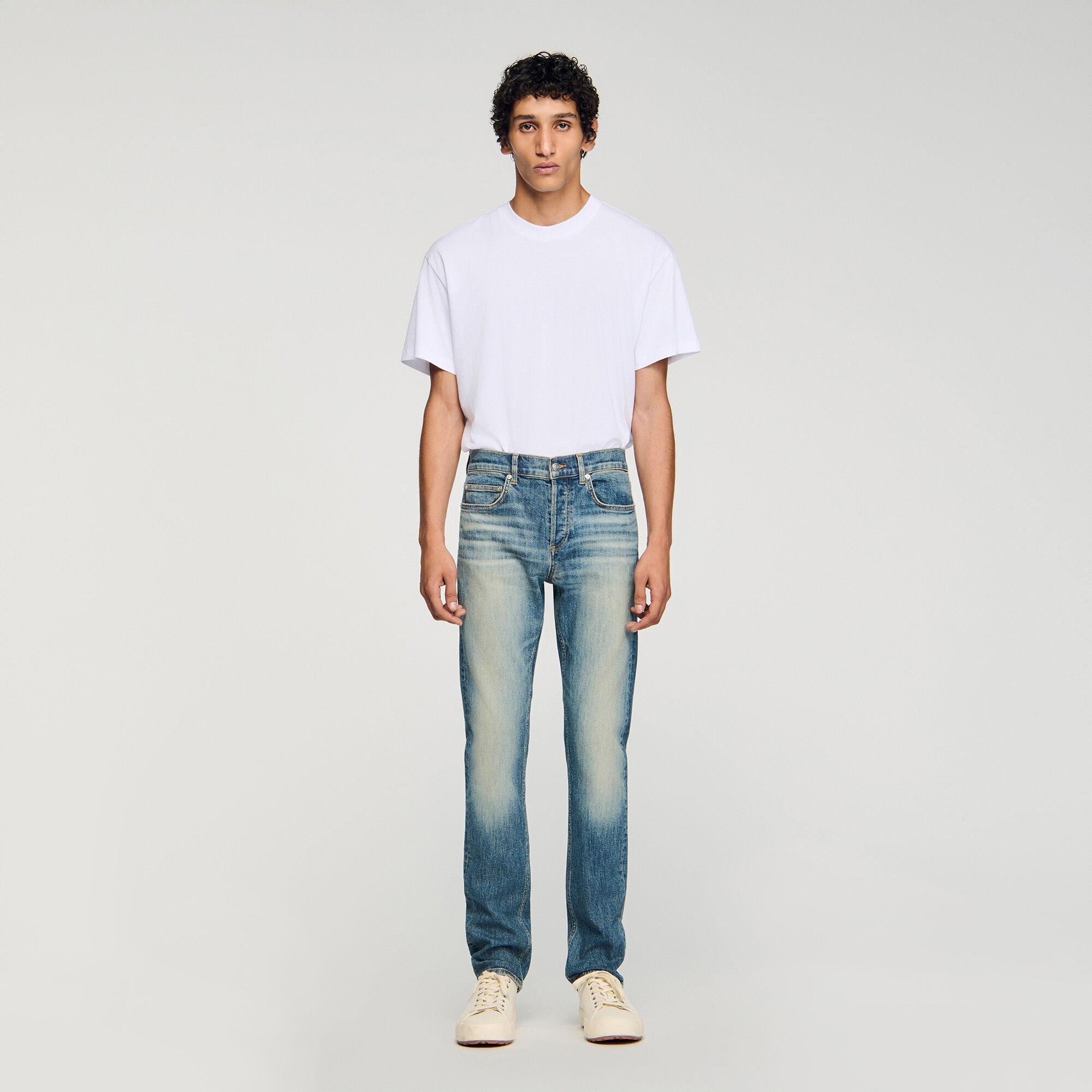 Slim-fit jeans