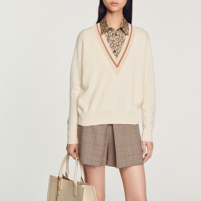 Sweater with contrasting V-neck - Women | Sandro