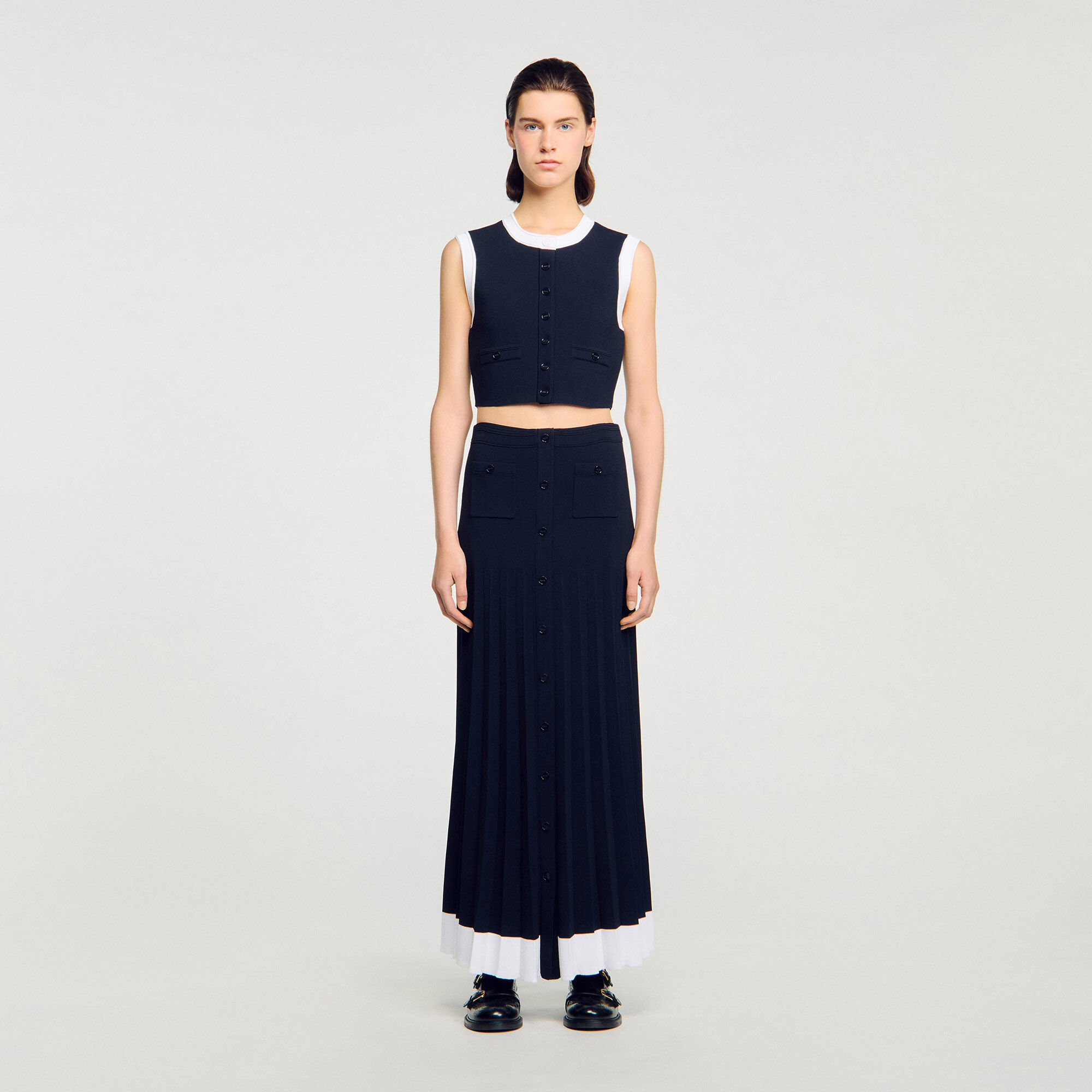 Long two-tone knit skirt