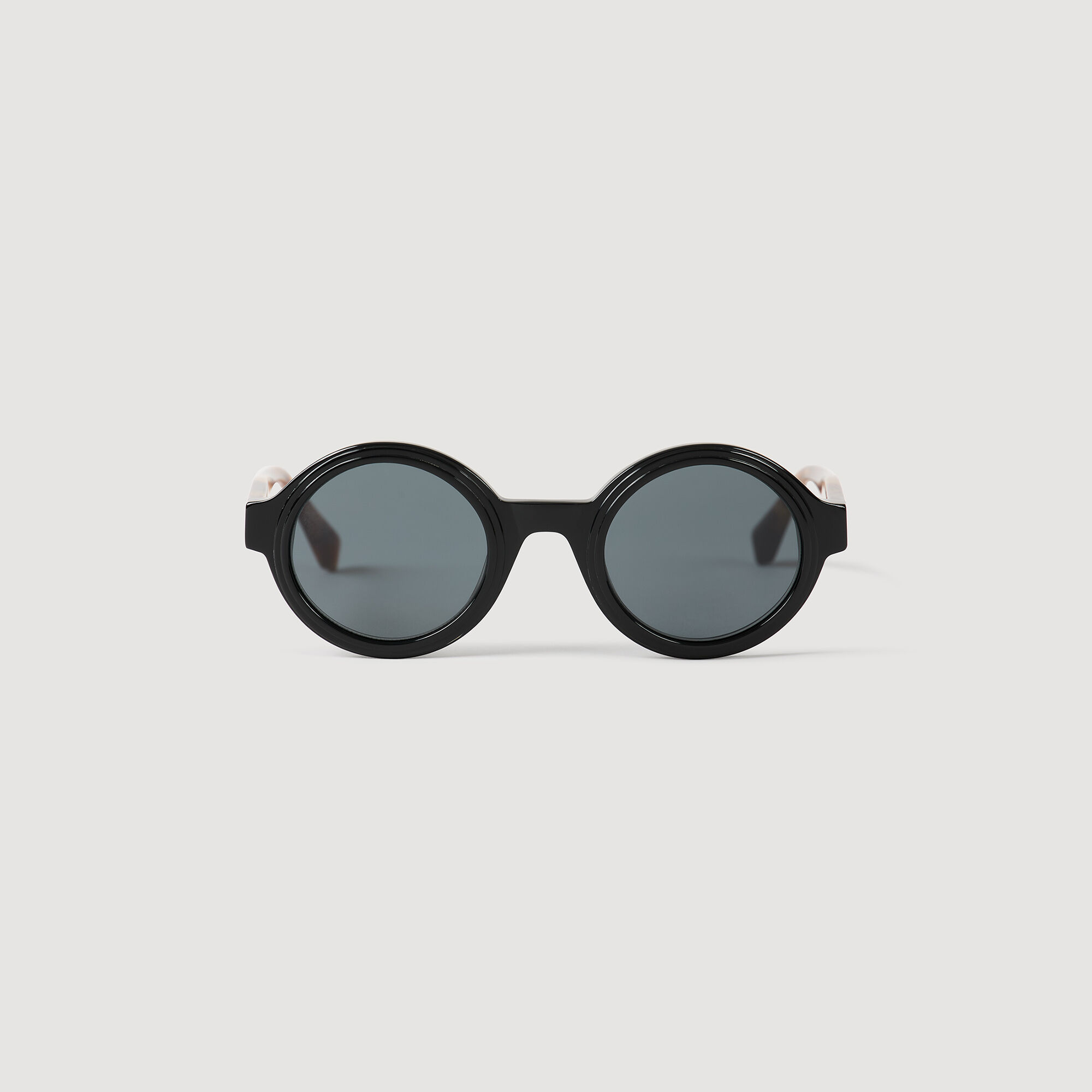 Round sunglasses