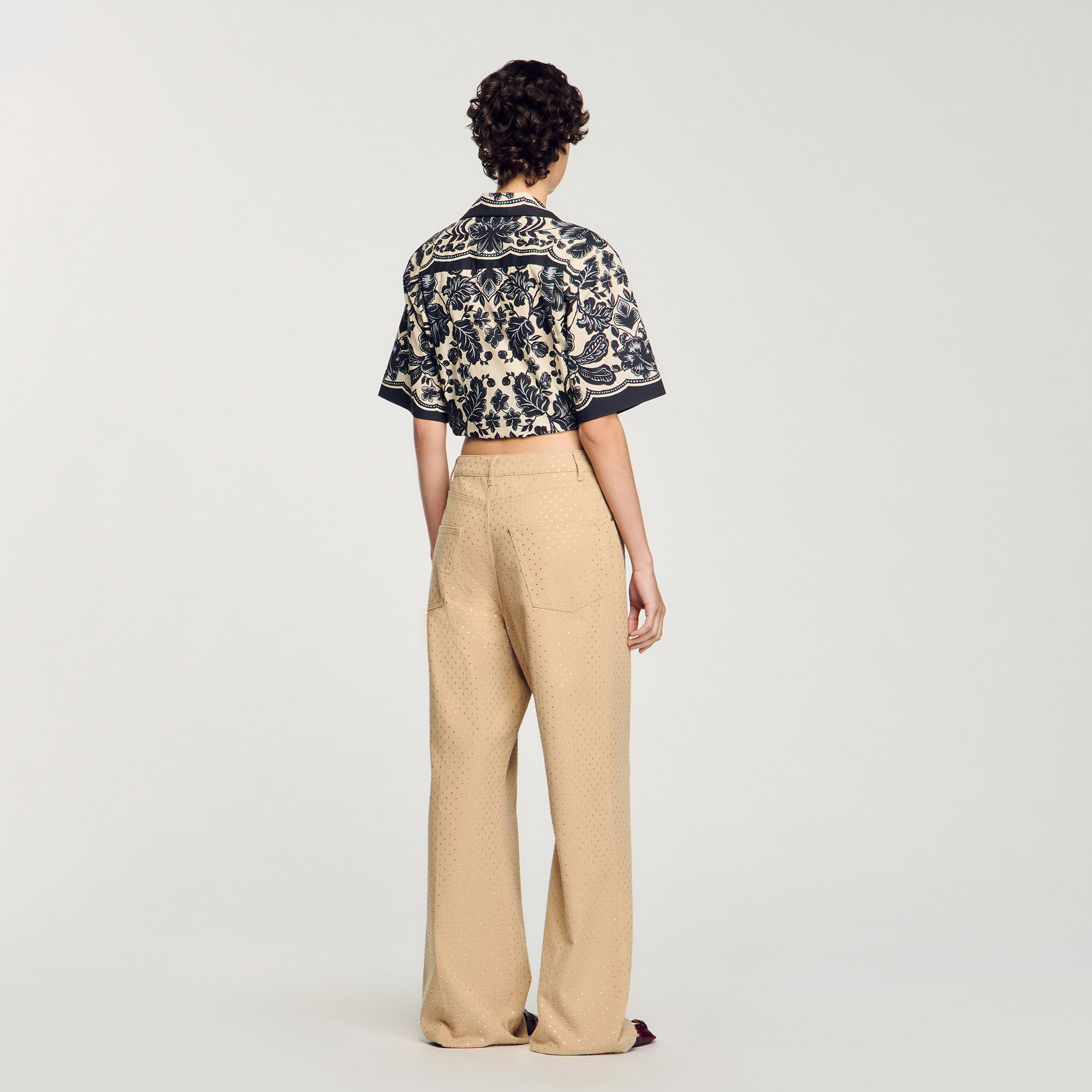 ★パリ発 sandro★ パール ハイウエスト ツイード パンツ ECRU Rhinestone-embellished jeans white / beige For Women