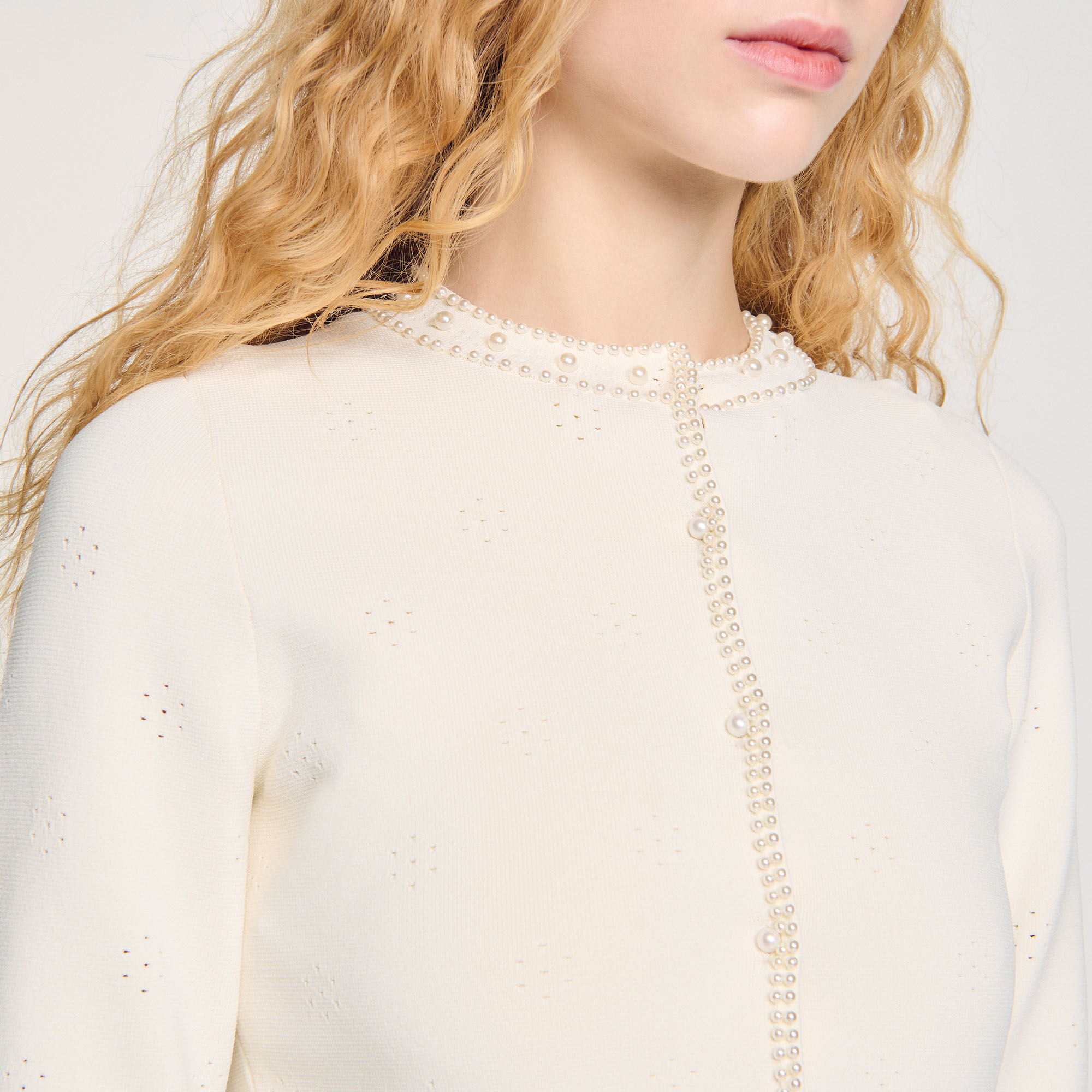 Cropped cardigan with peal buttons
