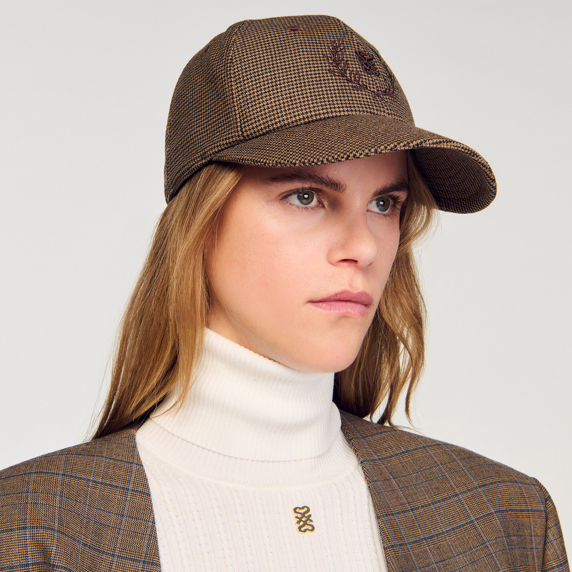 Houndstooth print cap