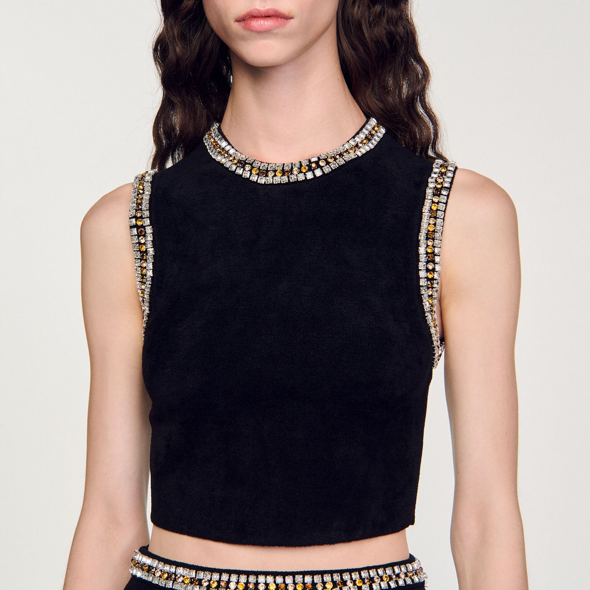 Jewellery-neck knit top