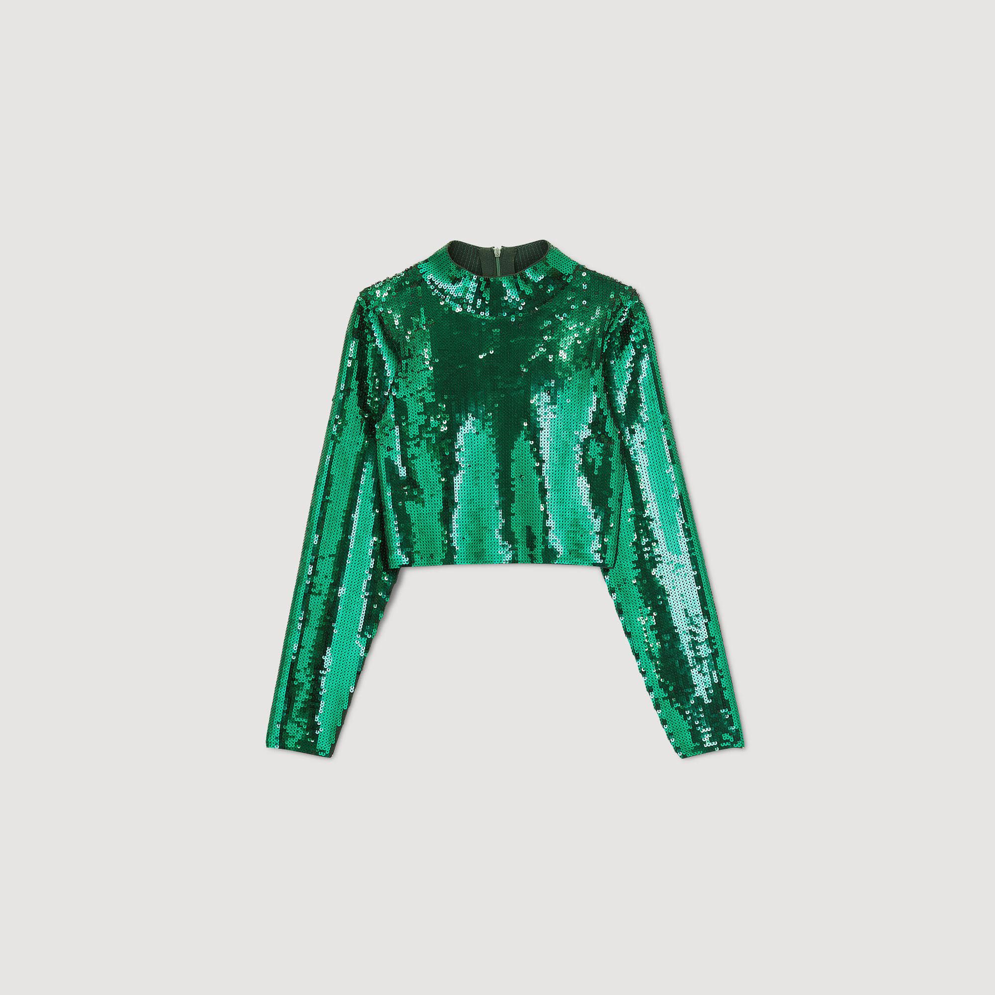 Jumper outlet with sequins