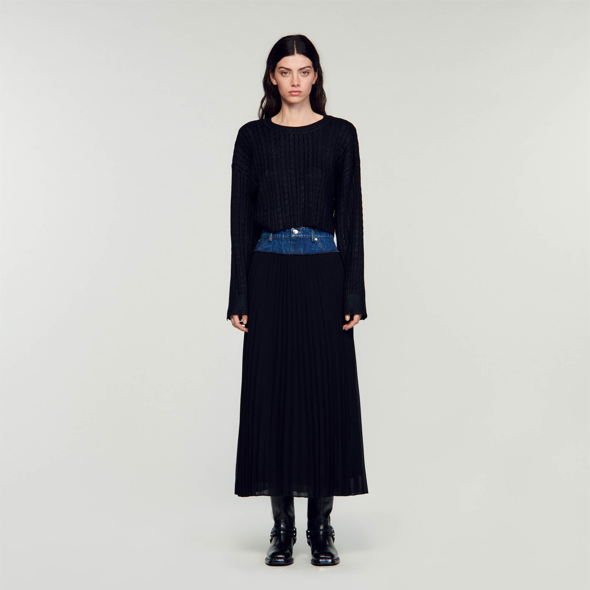 Black pleated skirt with belt loops top
