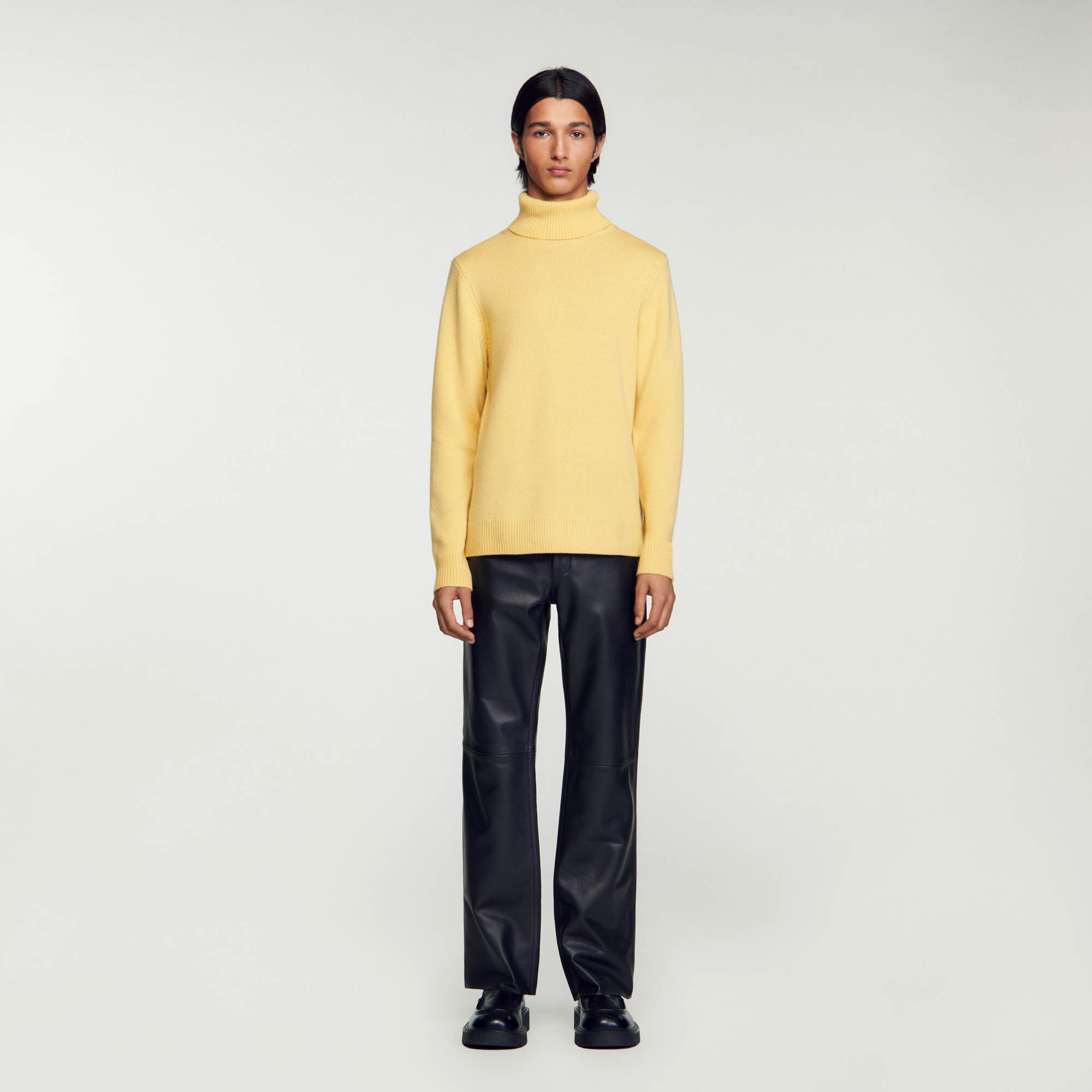 Yellow cashmere sale turtleneck sweater