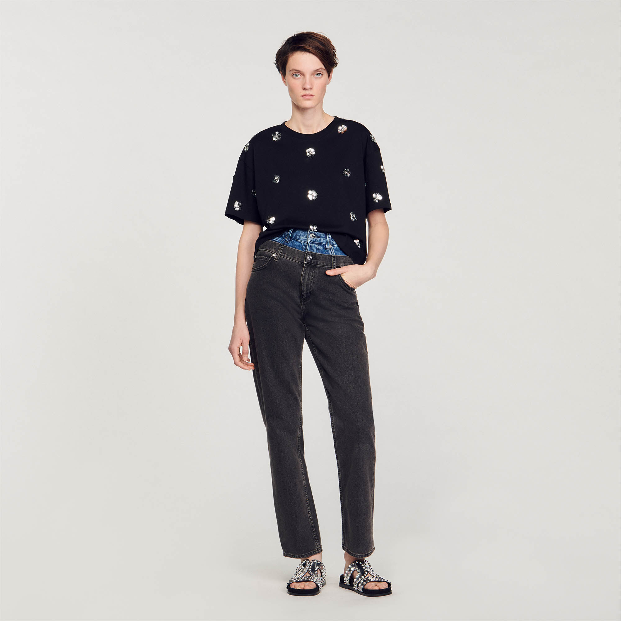 Flower sequin T shirt