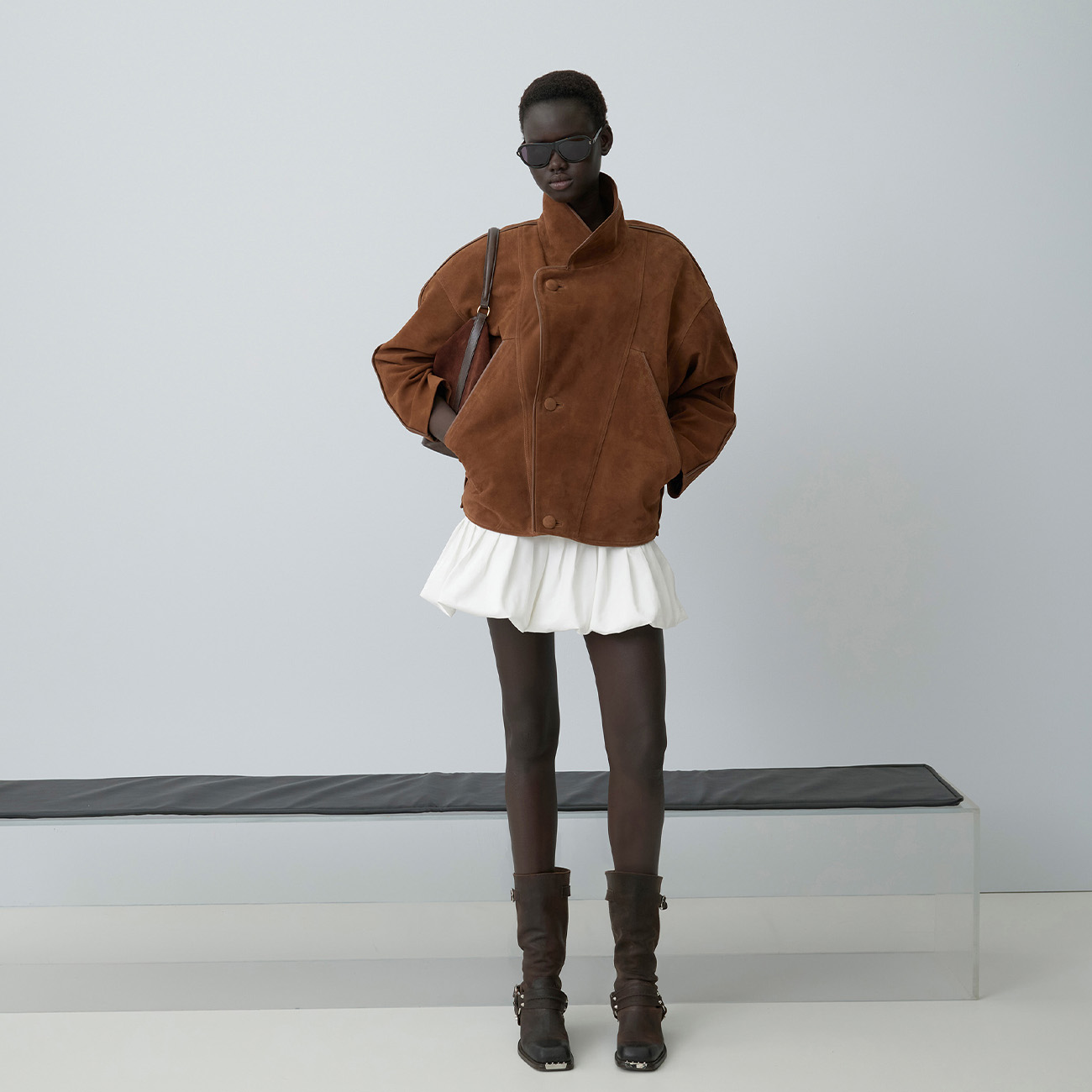 MID SEASON SALE Women - Up to 40% off