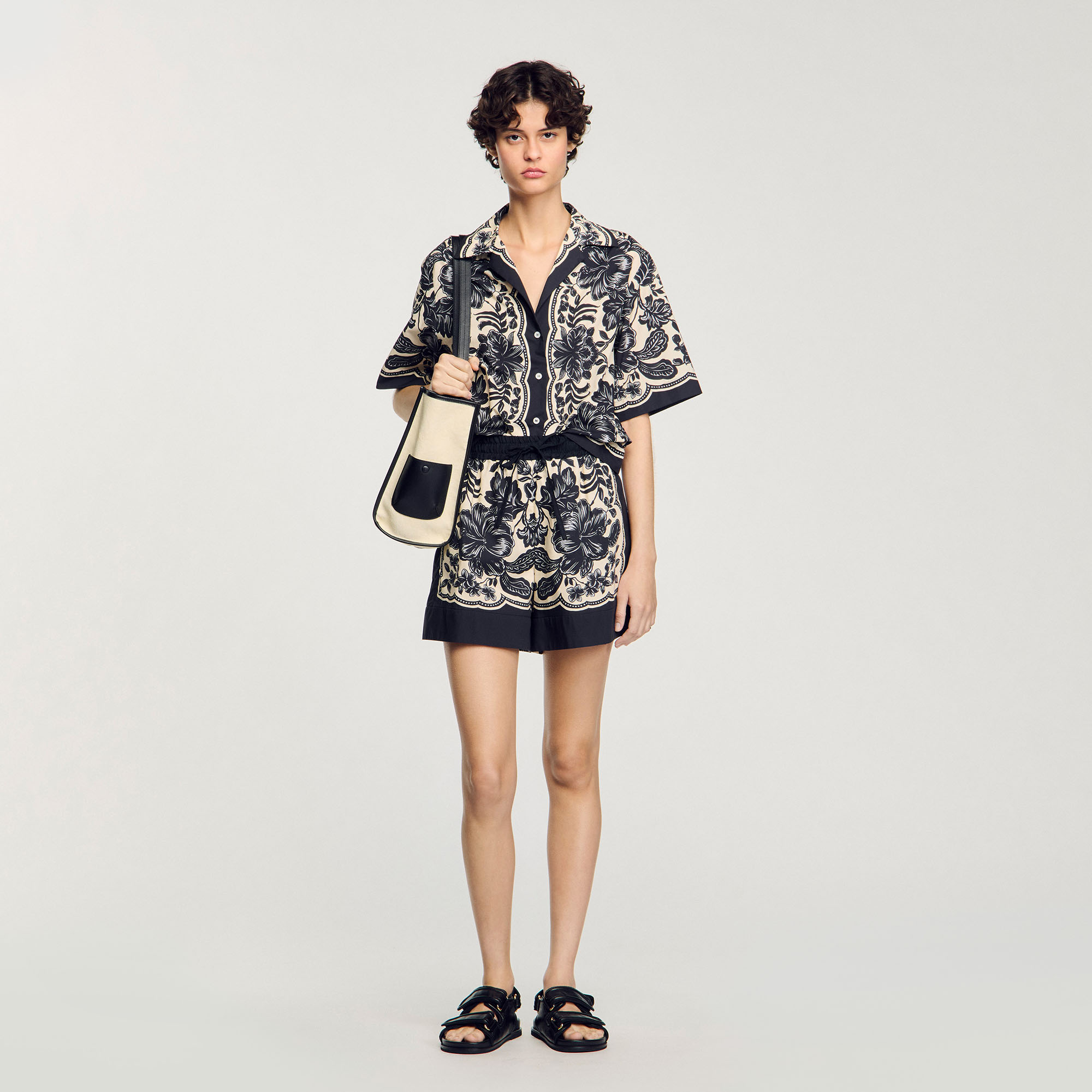 【海外限定】Sandroワンピース☆Floral-Print Short-Sleeve Wove Sandro_SFPSH00463-A265_F_1.jpg
